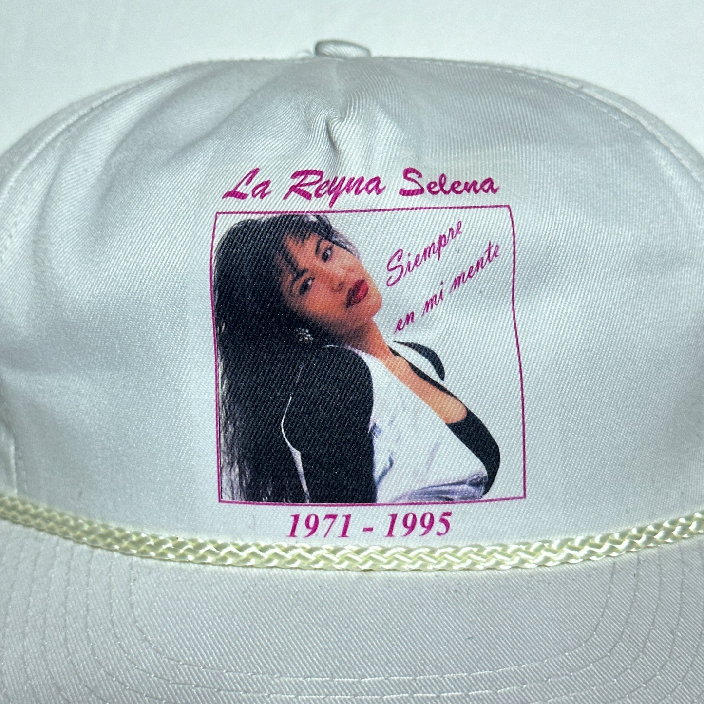 Vintage Selena Memorial Tribute Siempre En Mi Mente Snapback Hat