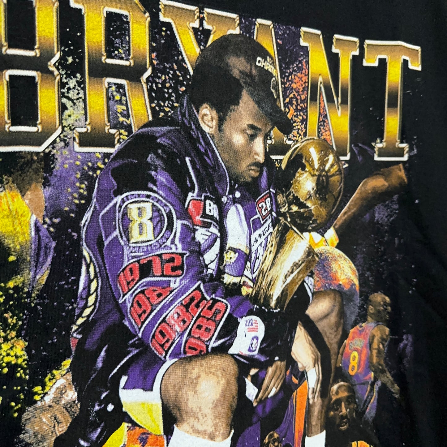 Kobe Bryant Champion Photo Rap Tee XL