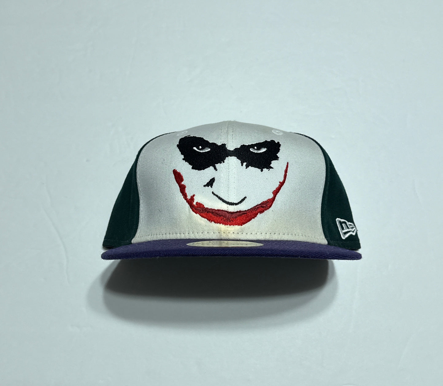 New Era Joker Hat Fitted Mens 7 3/8 59FIFTY The Dark Knight Batman Movie