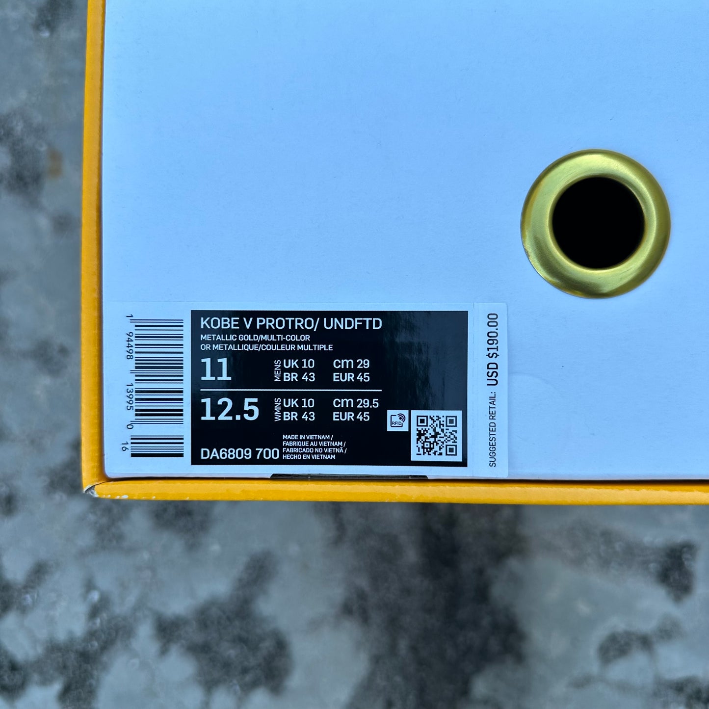 Nike Zoom Kobe 5 Protro x Undefeated Hall Of Fame Size 11