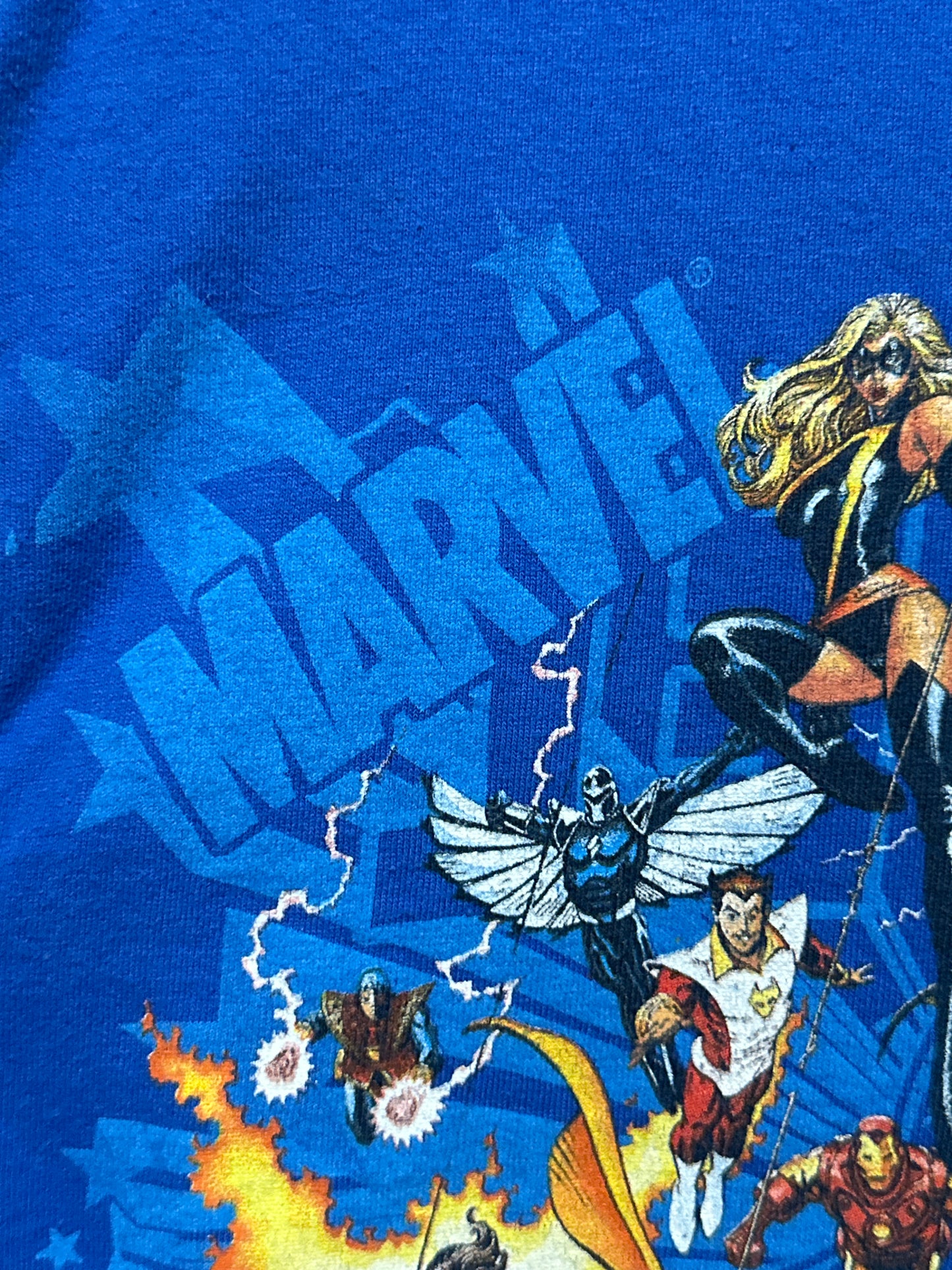 Y2K Mad Engine Marvel Avengers Heroes Big Print Graphic Tee Medium