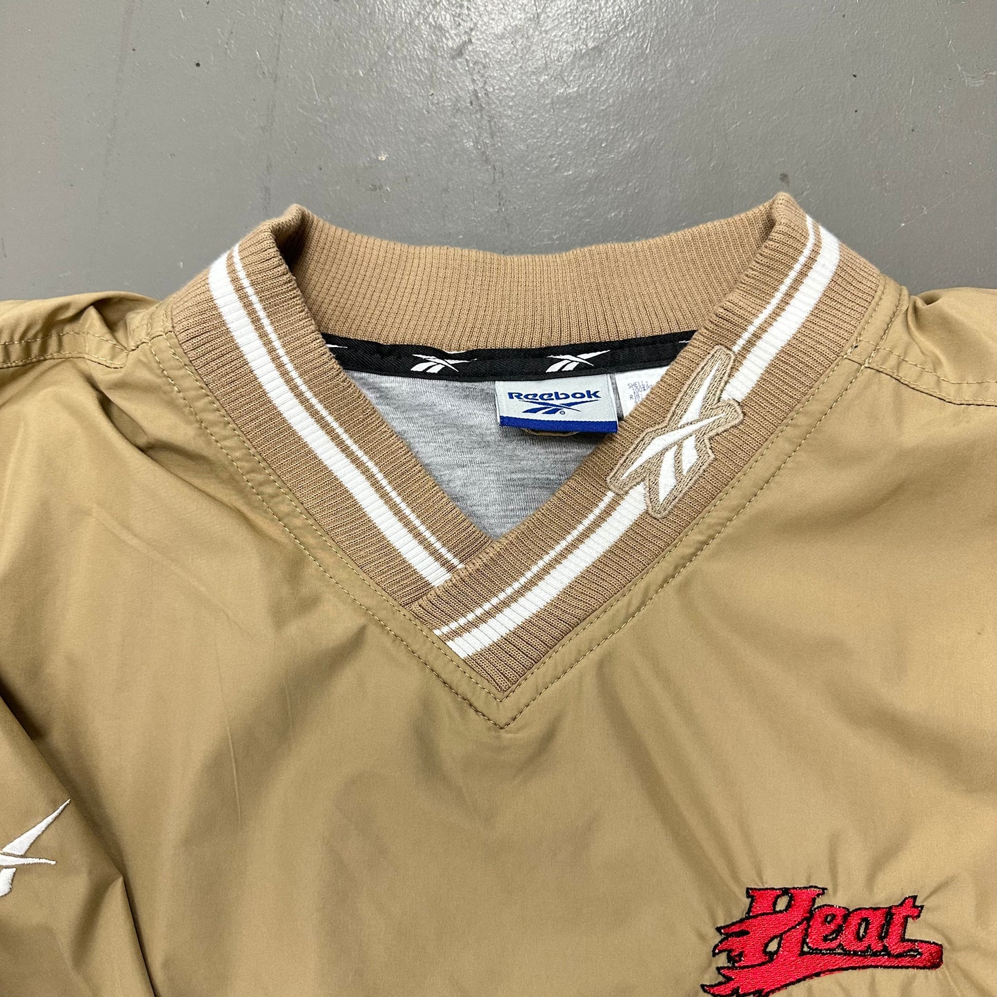 Vintage Reebok Miami Heat Pullover Windbreaker XL