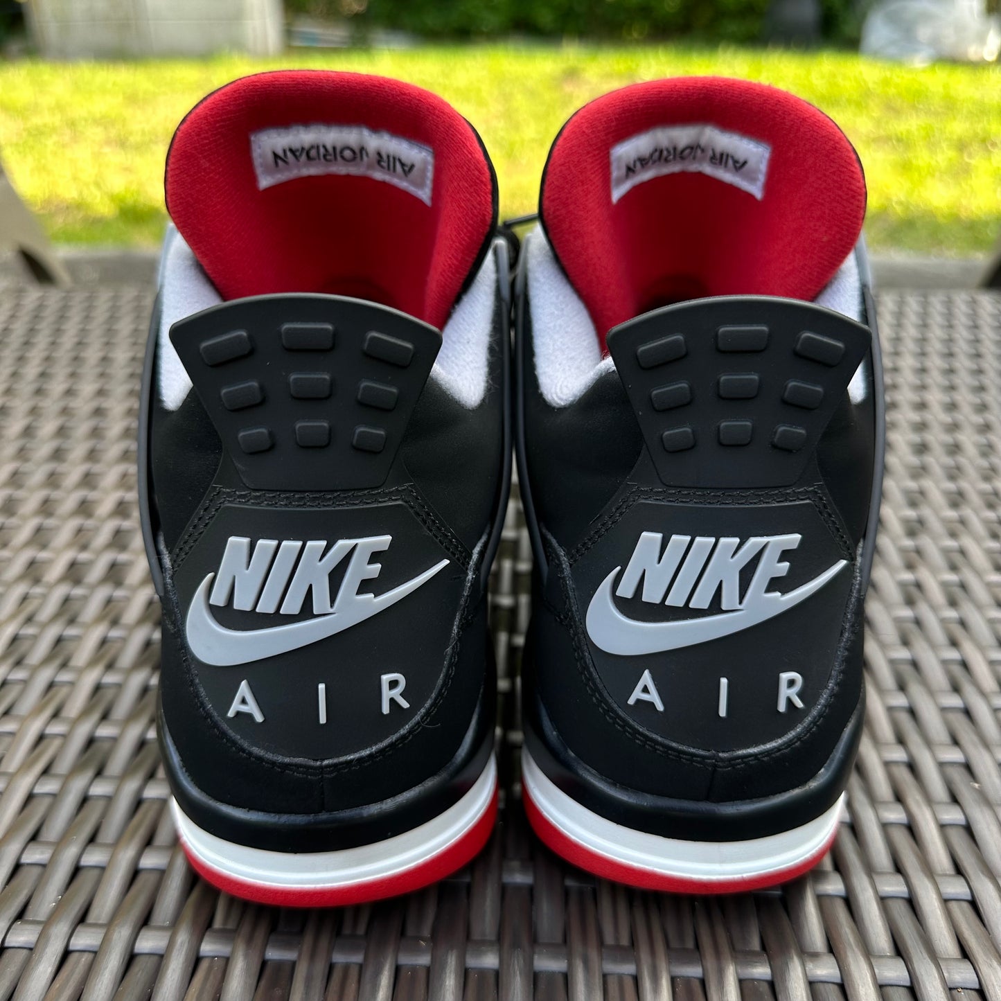 Jordan 4 Retro OG Bred 2019 Size 10.5 308497-060 Black Cement