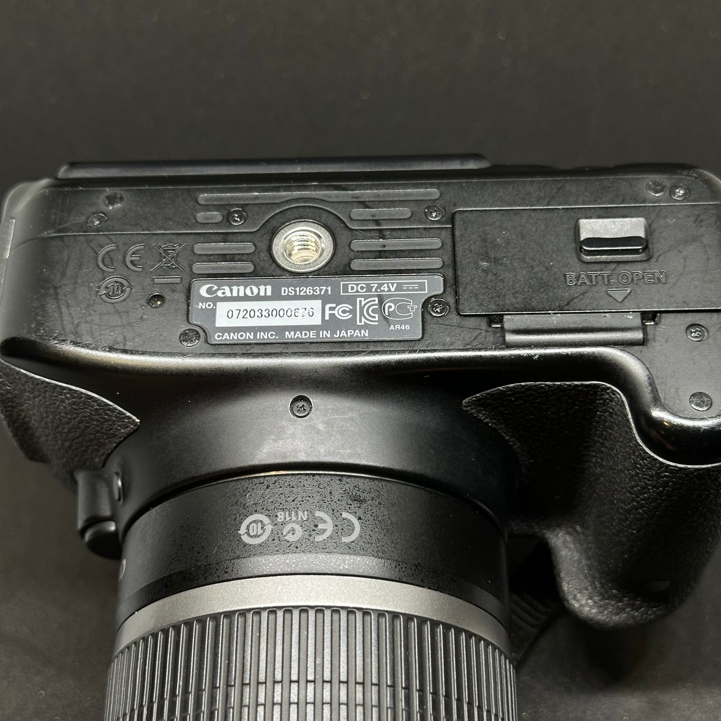 Canon EOS Rebel T4i DSLR Camera Bundle 3 Lenses 3 Batteries 8GB SD Card MINT