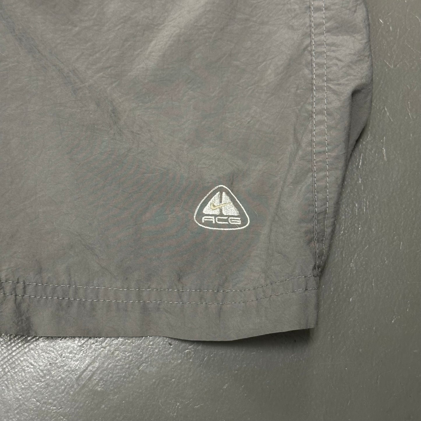 Vintage Nike ACG Baggy Parachute Pants Large