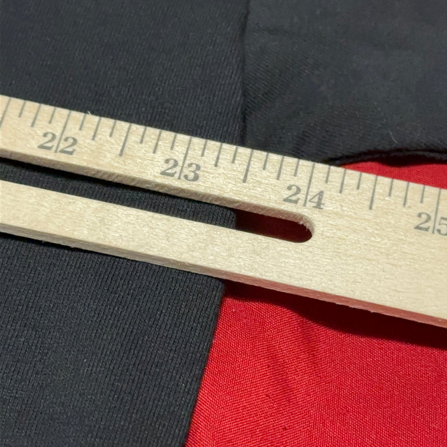 Kobe Bryant Legends Live Forever Memorial Rap Tee XL