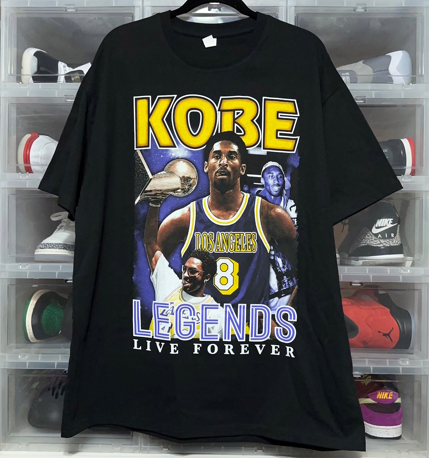 Kobe Bryant Legends Live Forever Memorial Rap Tee XL