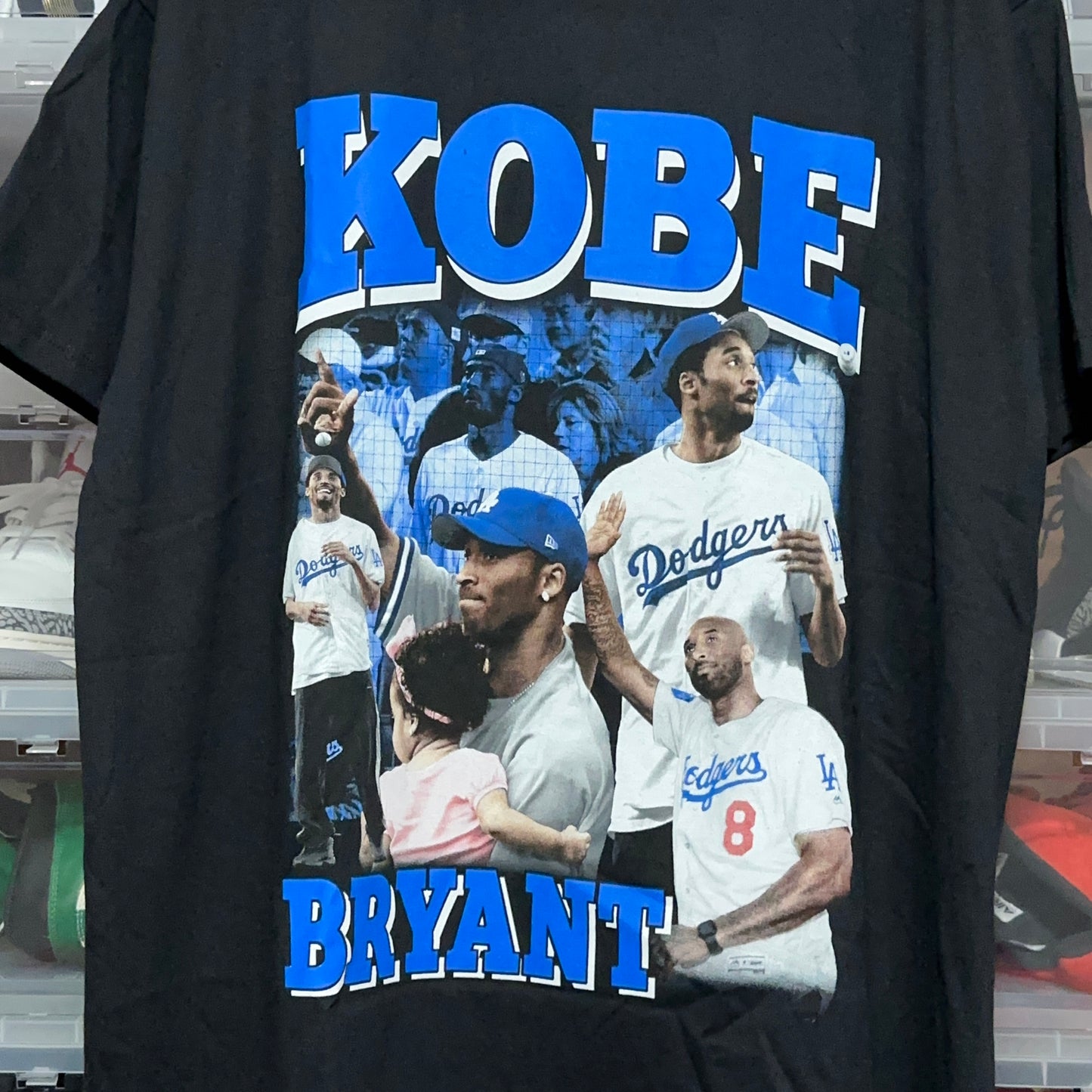 Kobe Bryant LA Dodgers Photo Rap Tee XL