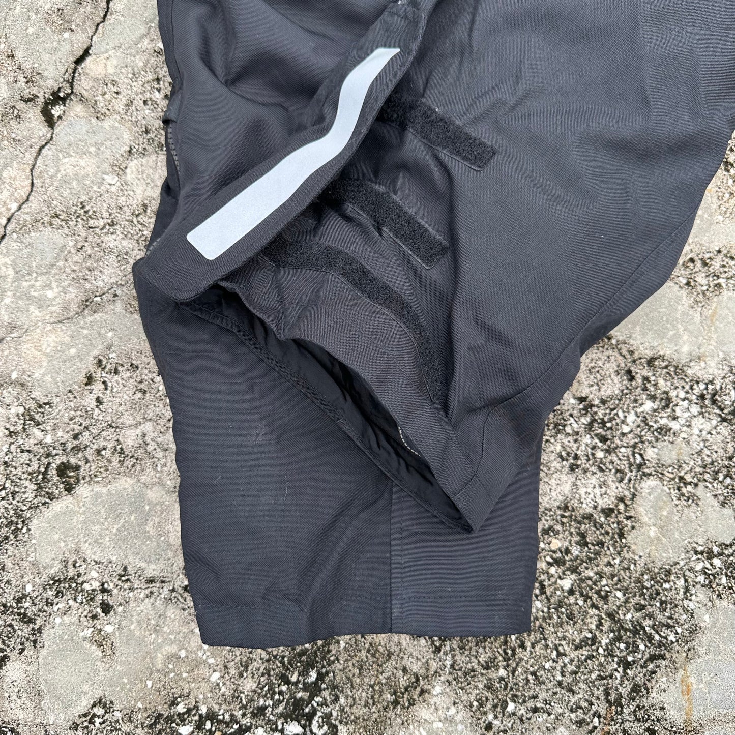 Rev'It Motorcycle Pants Black Hydratex 3L Weatherproof Rider Gear EUC XL