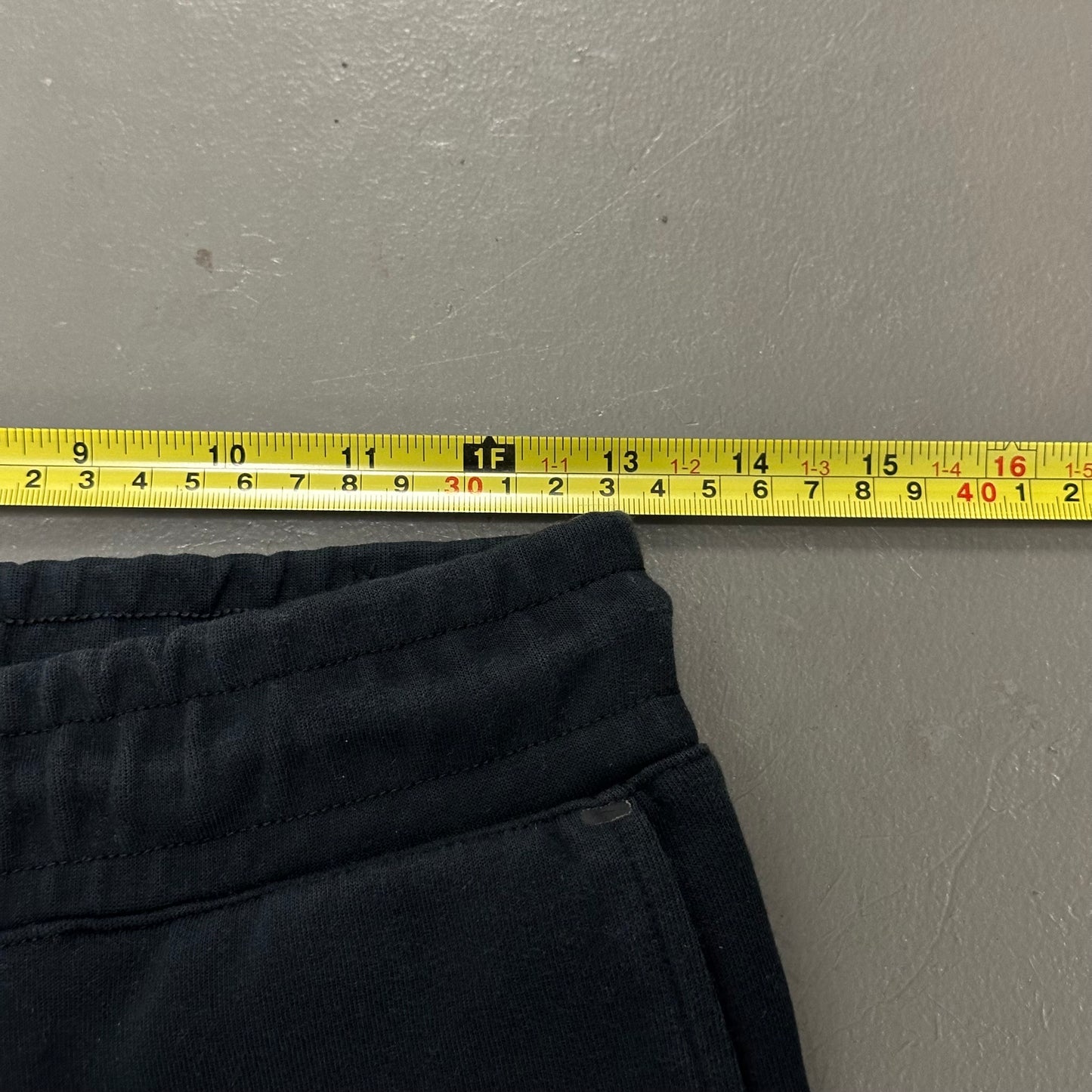 Nike Sportswear Tech Fleece Pants Small