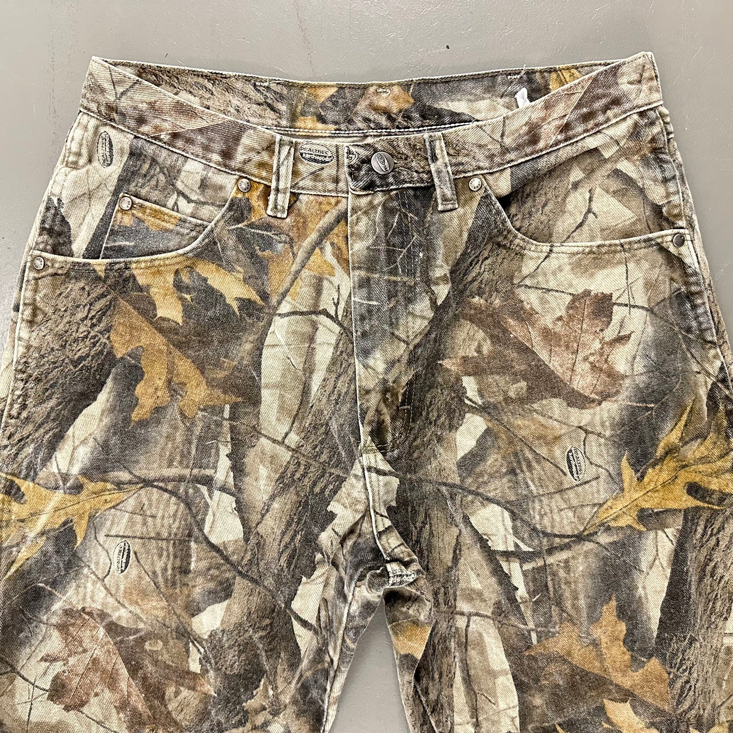 2000s Wrangler Pro Gear Realtree Camo Pants 32x34