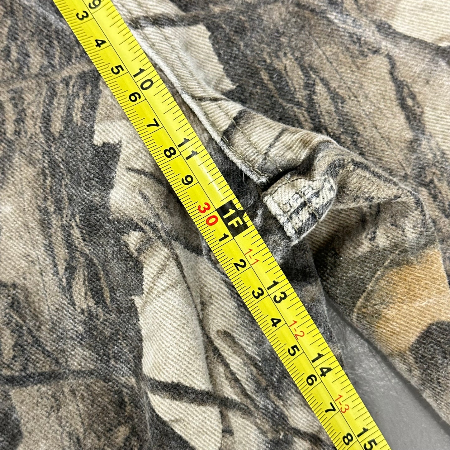 2000s Wrangler Pro Gear Realtree Camo Pants 32x34