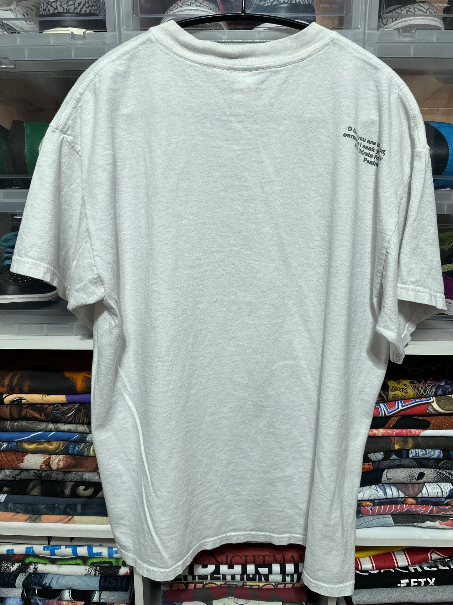 Vintage This Time It's Personal Prayer Cross Jesus Tee Large