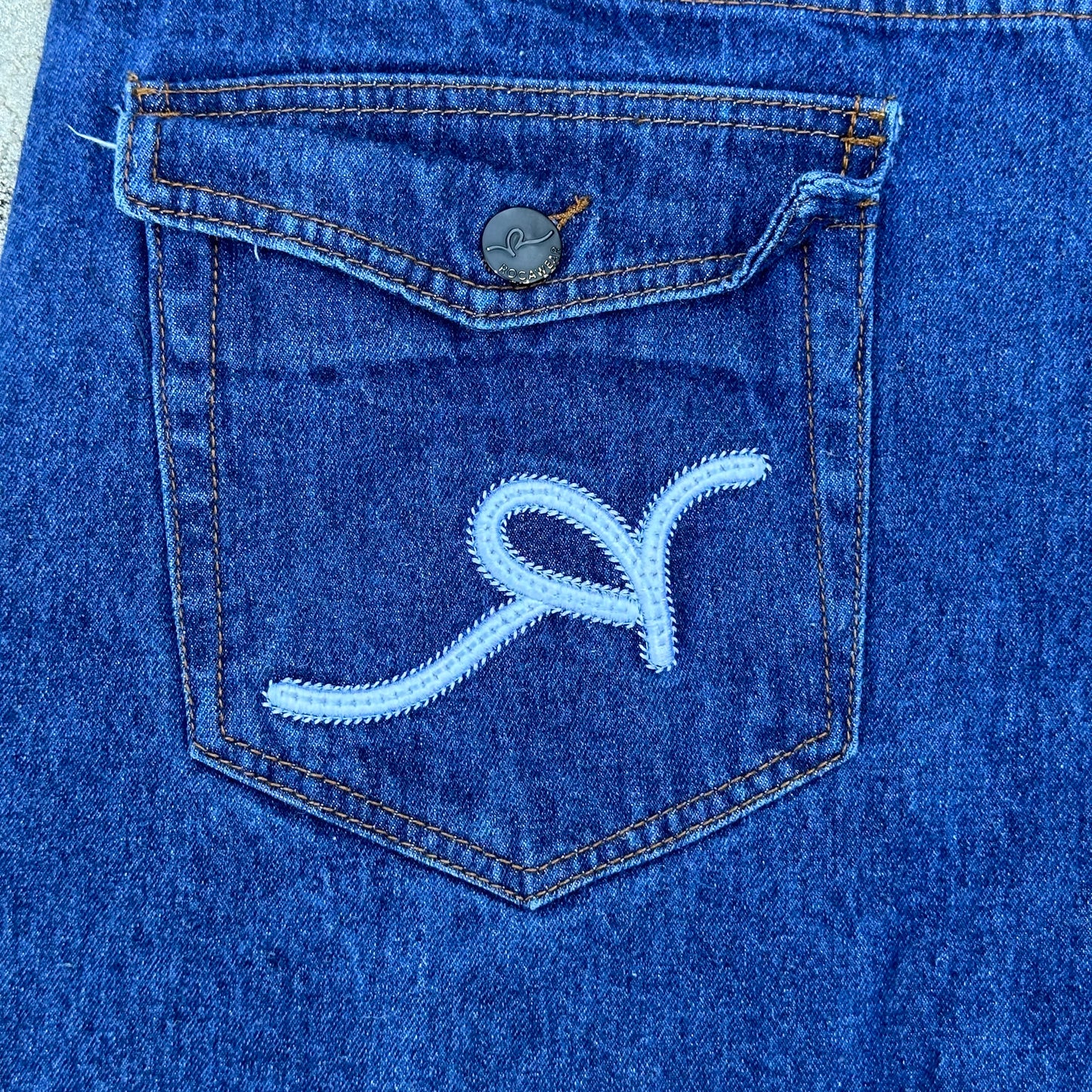 Y2K Rocawear Embroidered Logo Denim Jean Shorts Jorts Size 38