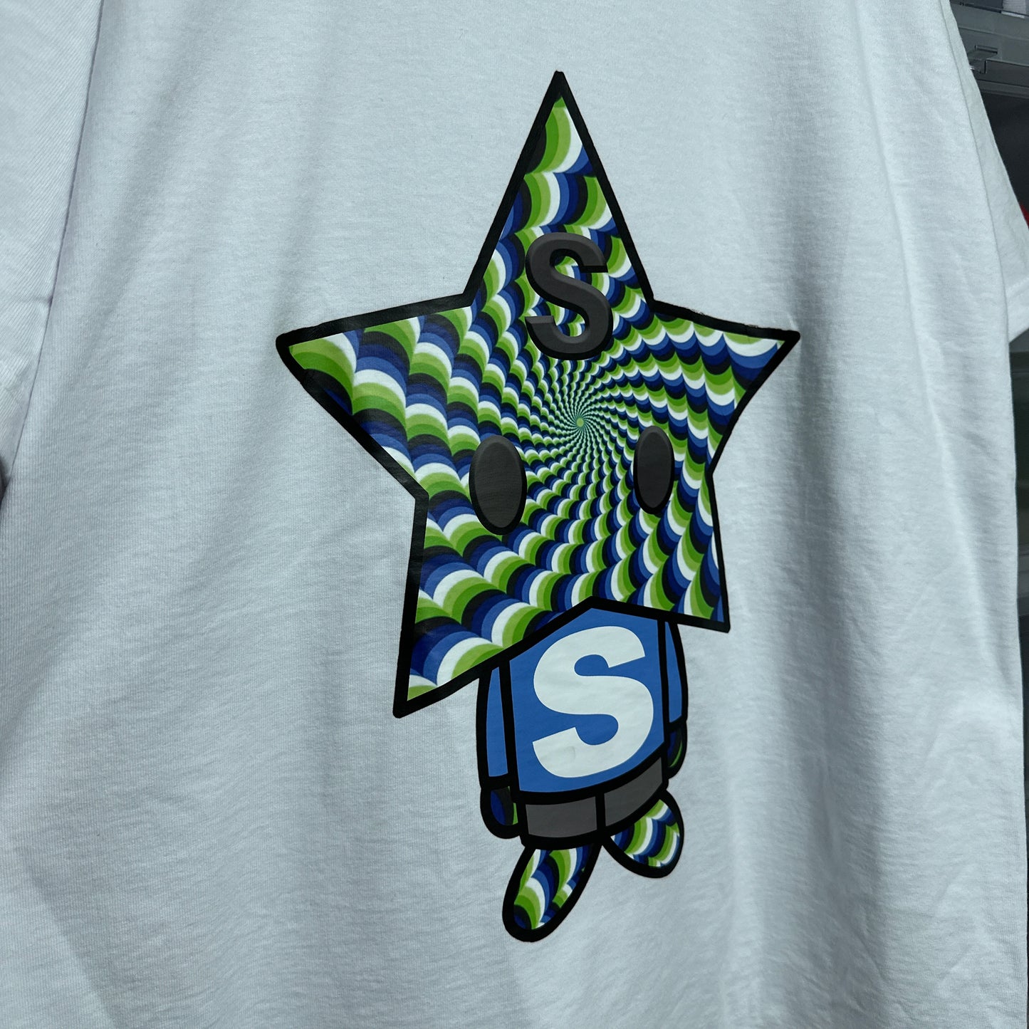 Sukamii Starboy Illusion Graphic Tee XL