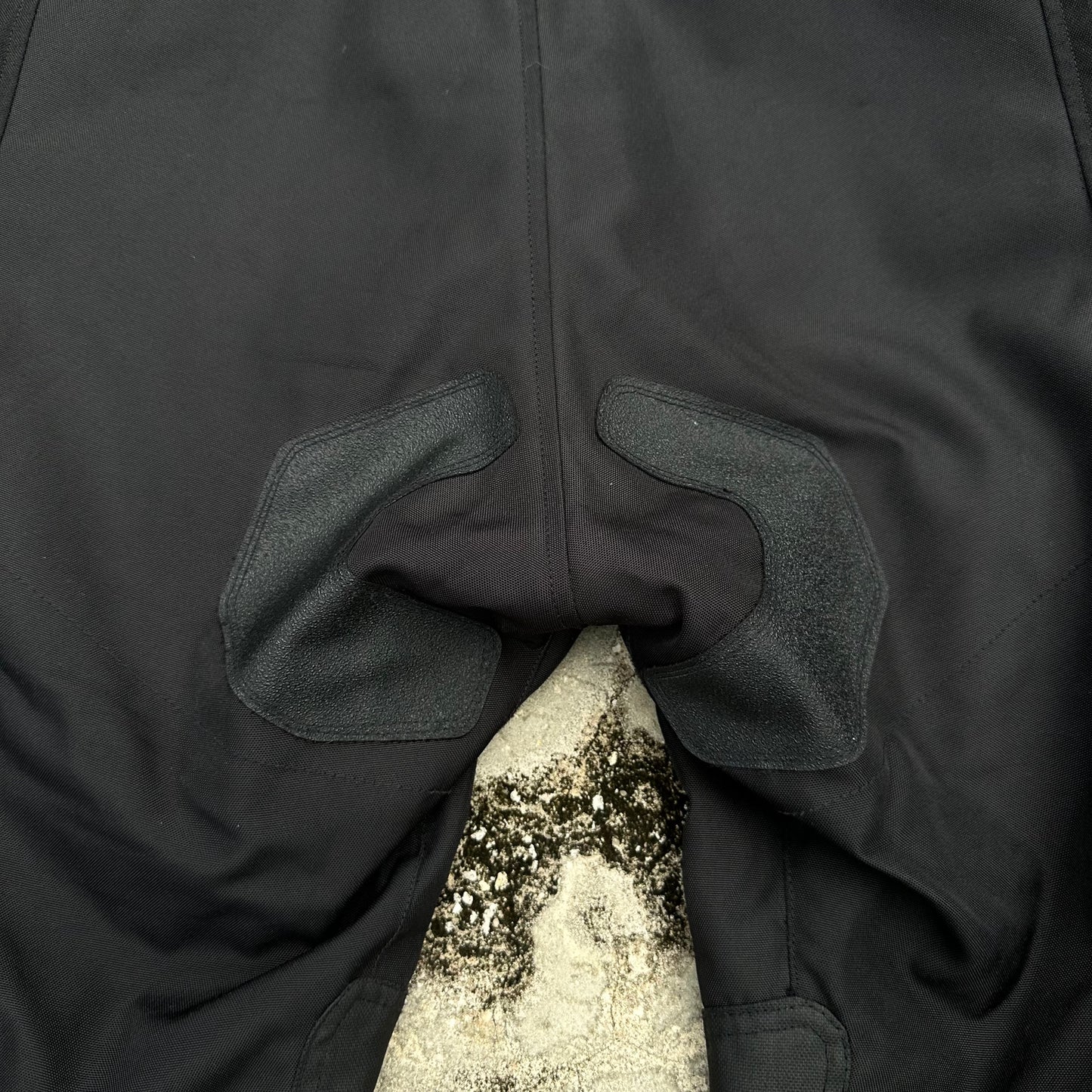 Rev'It Motorcycle Pants Black Hydratex 3L Weatherproof Rider Gear EUC XL