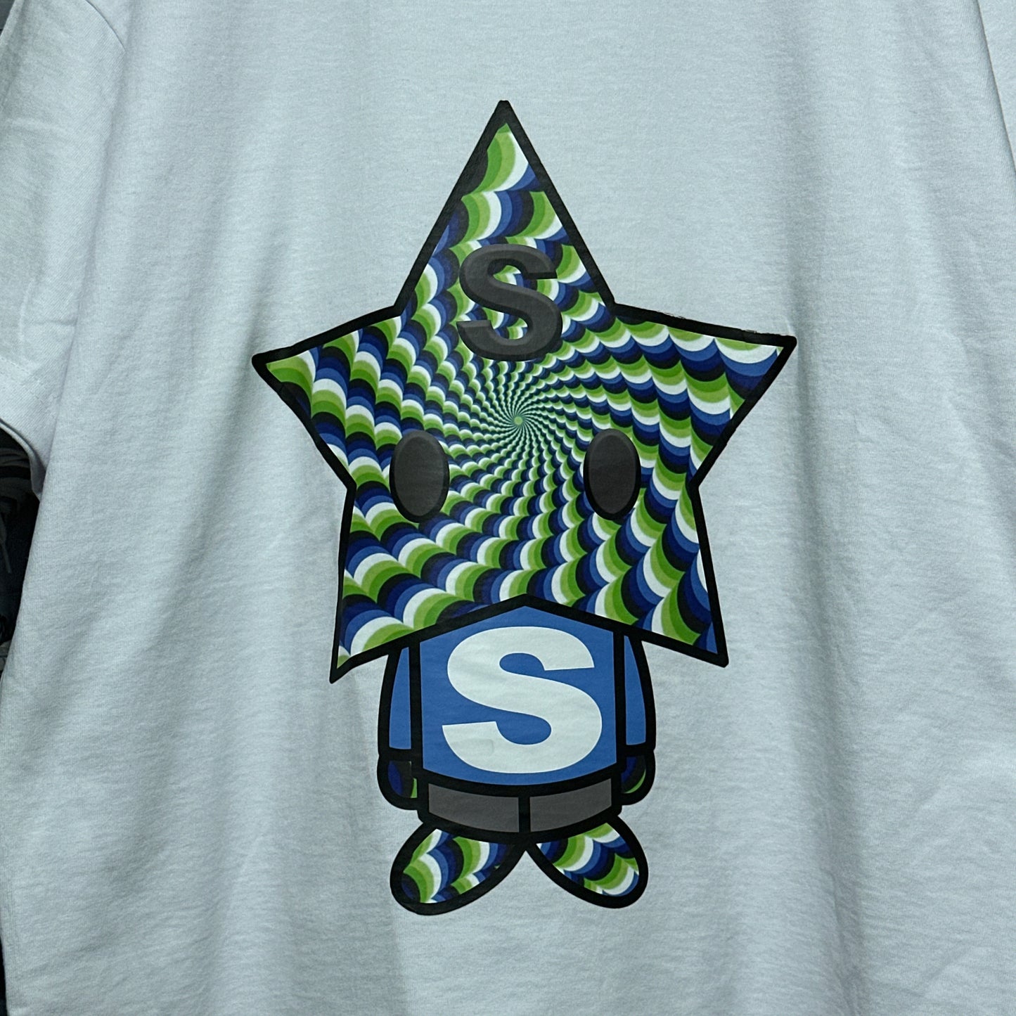 Sukamii Starboy Illusion Graphic Tee XL