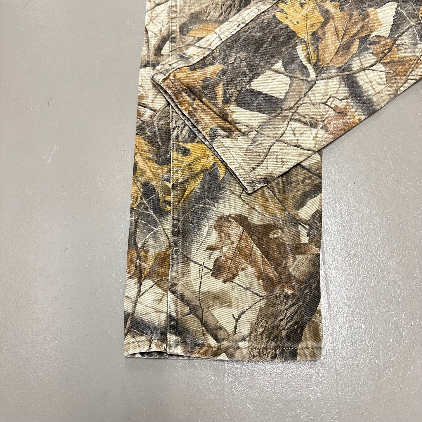 2000s Wrangler Pro Gear Realtree Camo Pants 32x34
