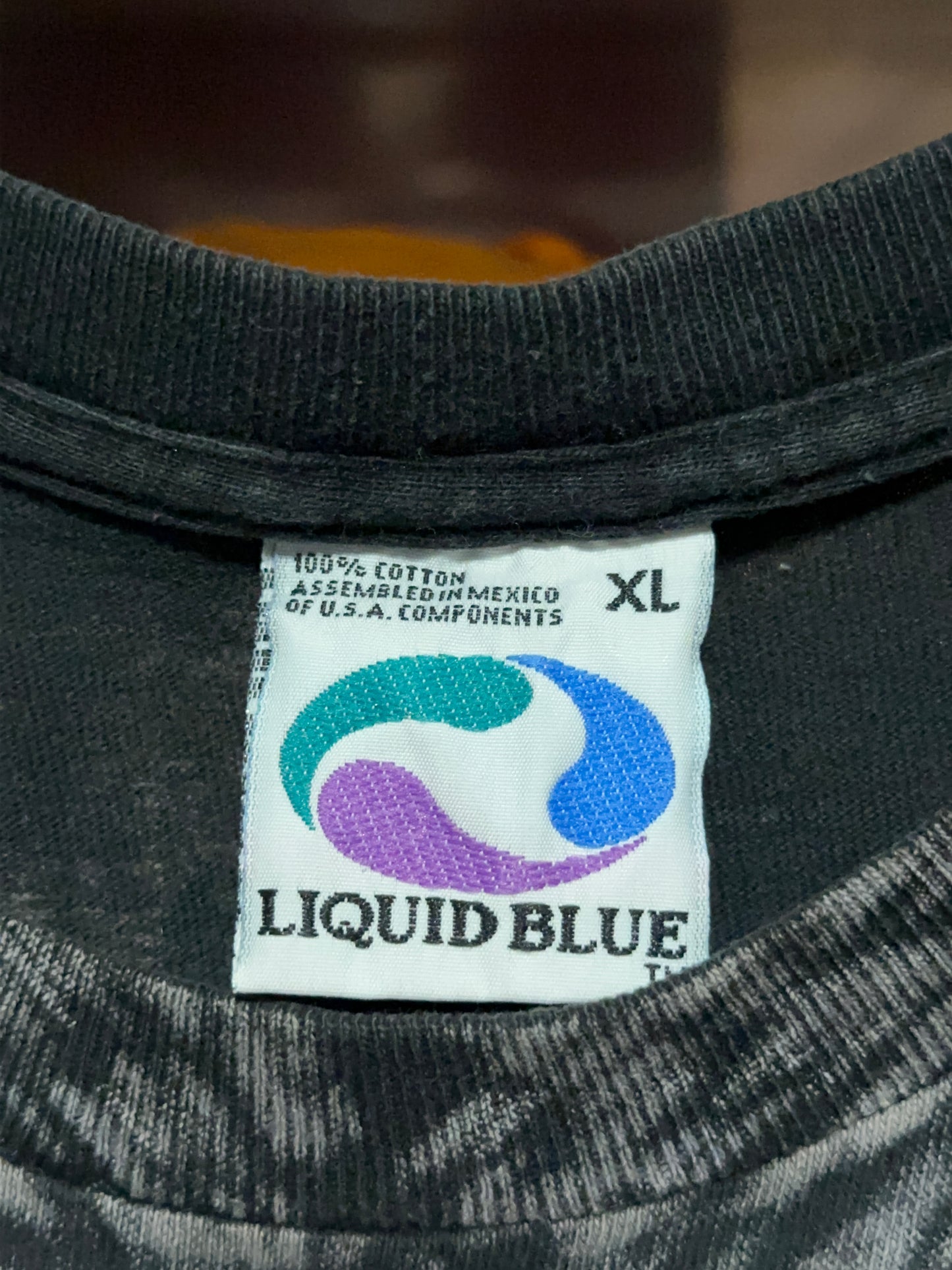Vintage 90s Liquid Blue Wolf All Over Print Nature Tee XL