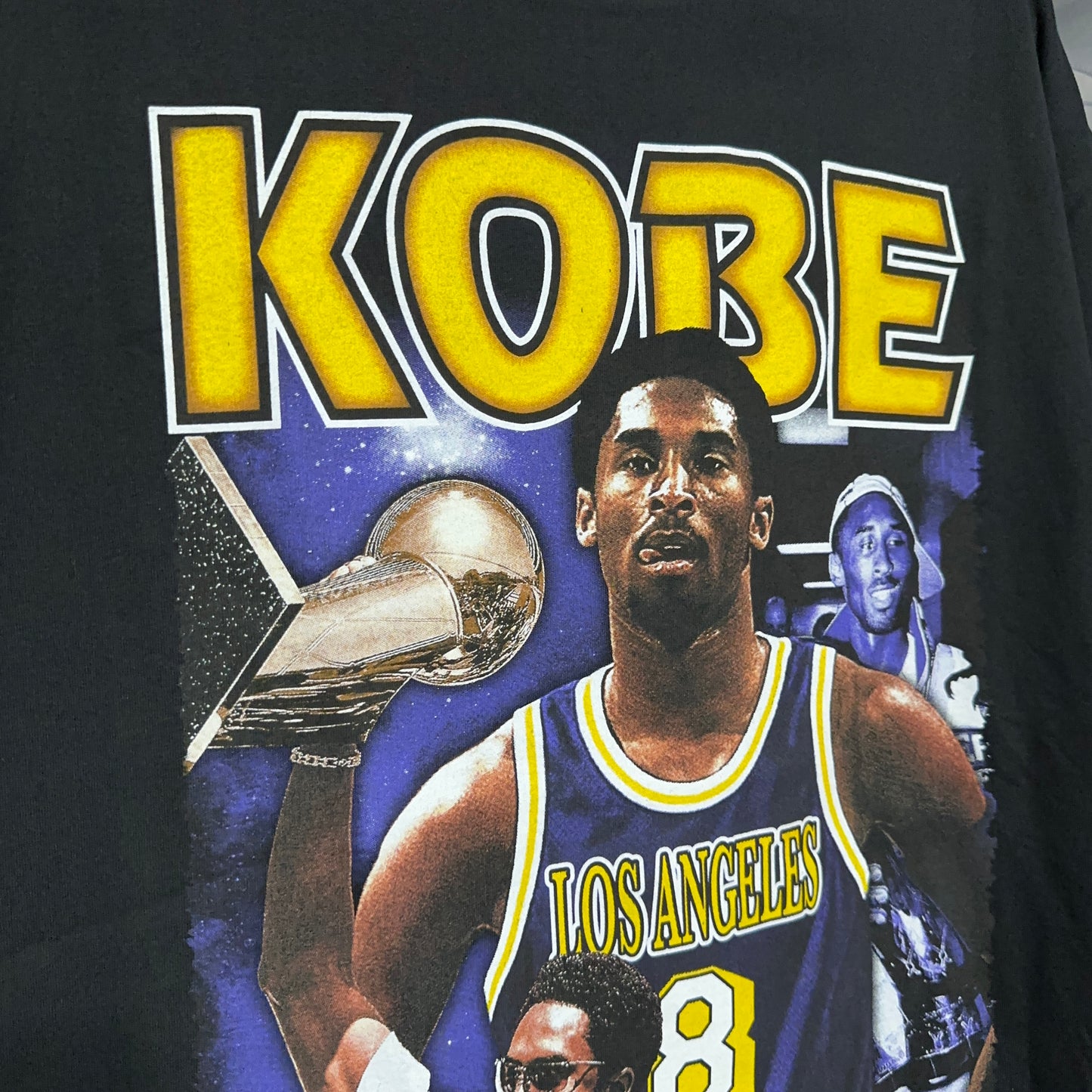 Kobe Bryant Legends Live Forever Memorial Rap Tee XL