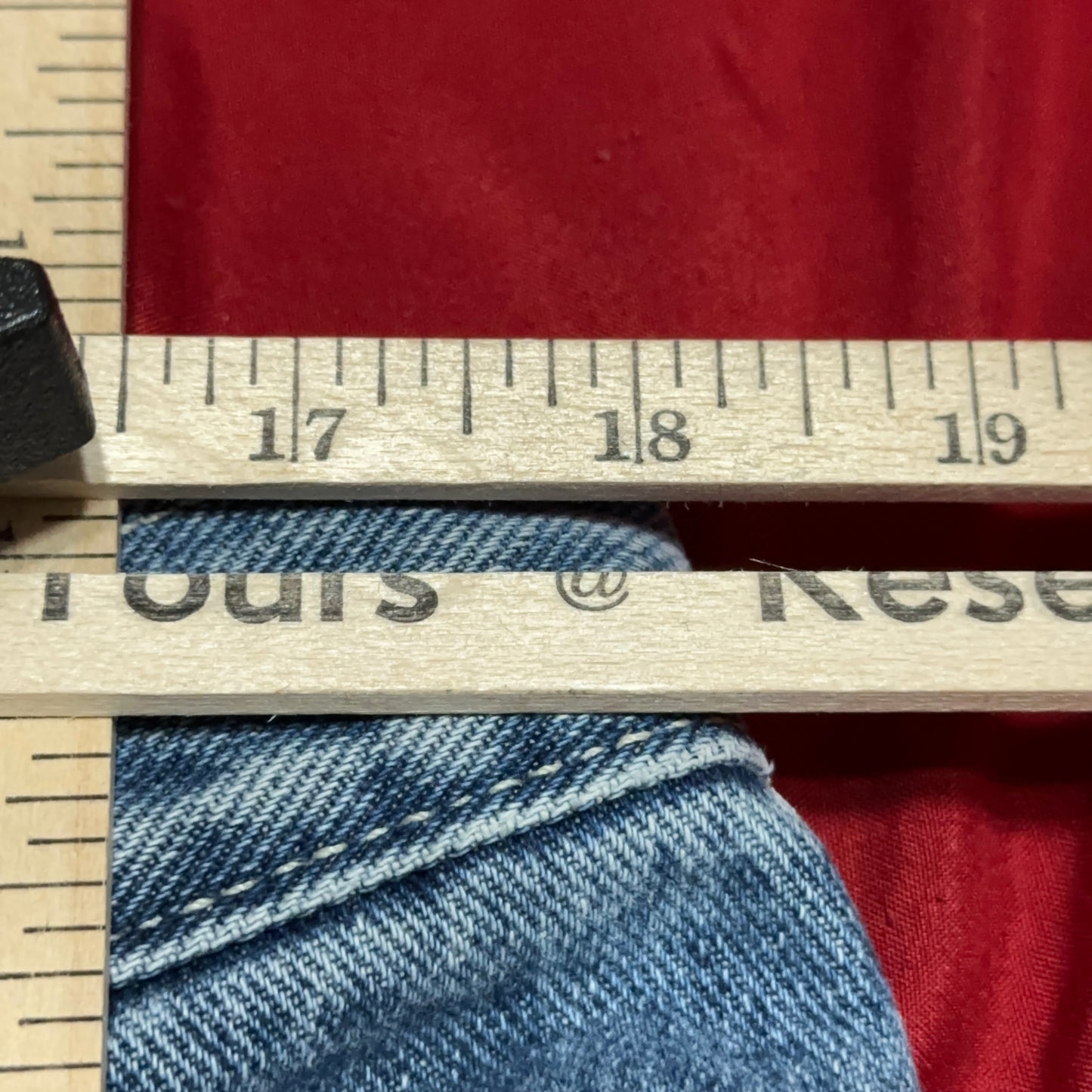 Vintage Y2K Quiksilver Loose Fit Wide Leg Baggy Jeans Size 36