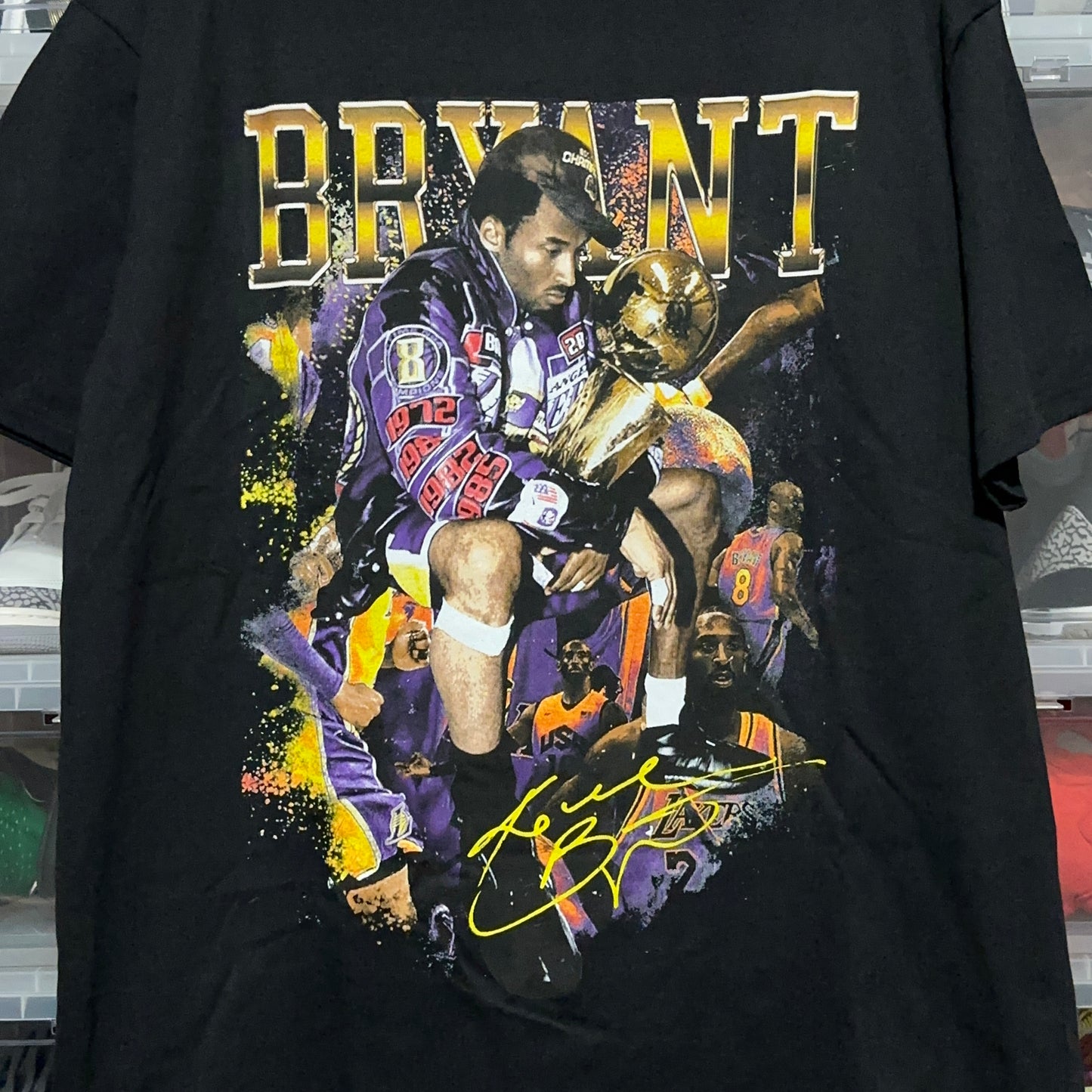 Kobe Bryant Champion Photo Rap Tee XL