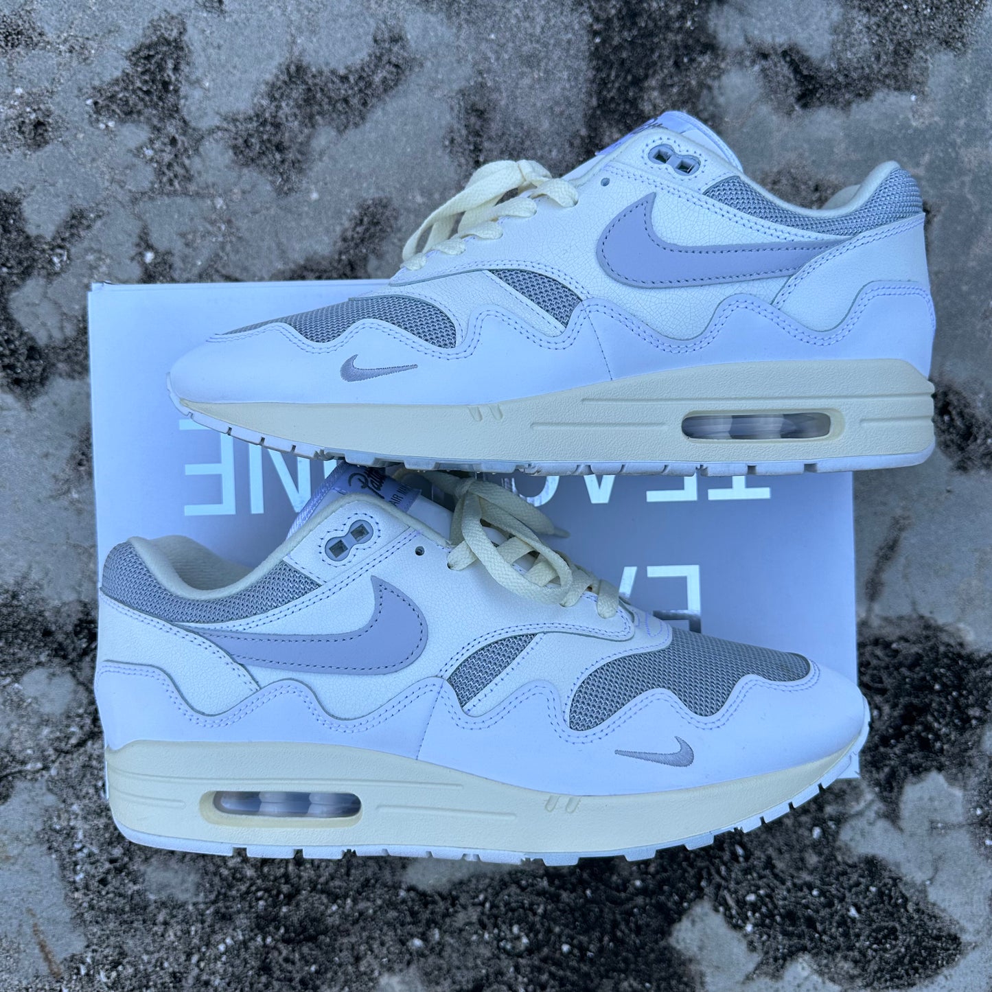 Nike x Patta Air Max 1 Waves Size 11 DQ0299 100