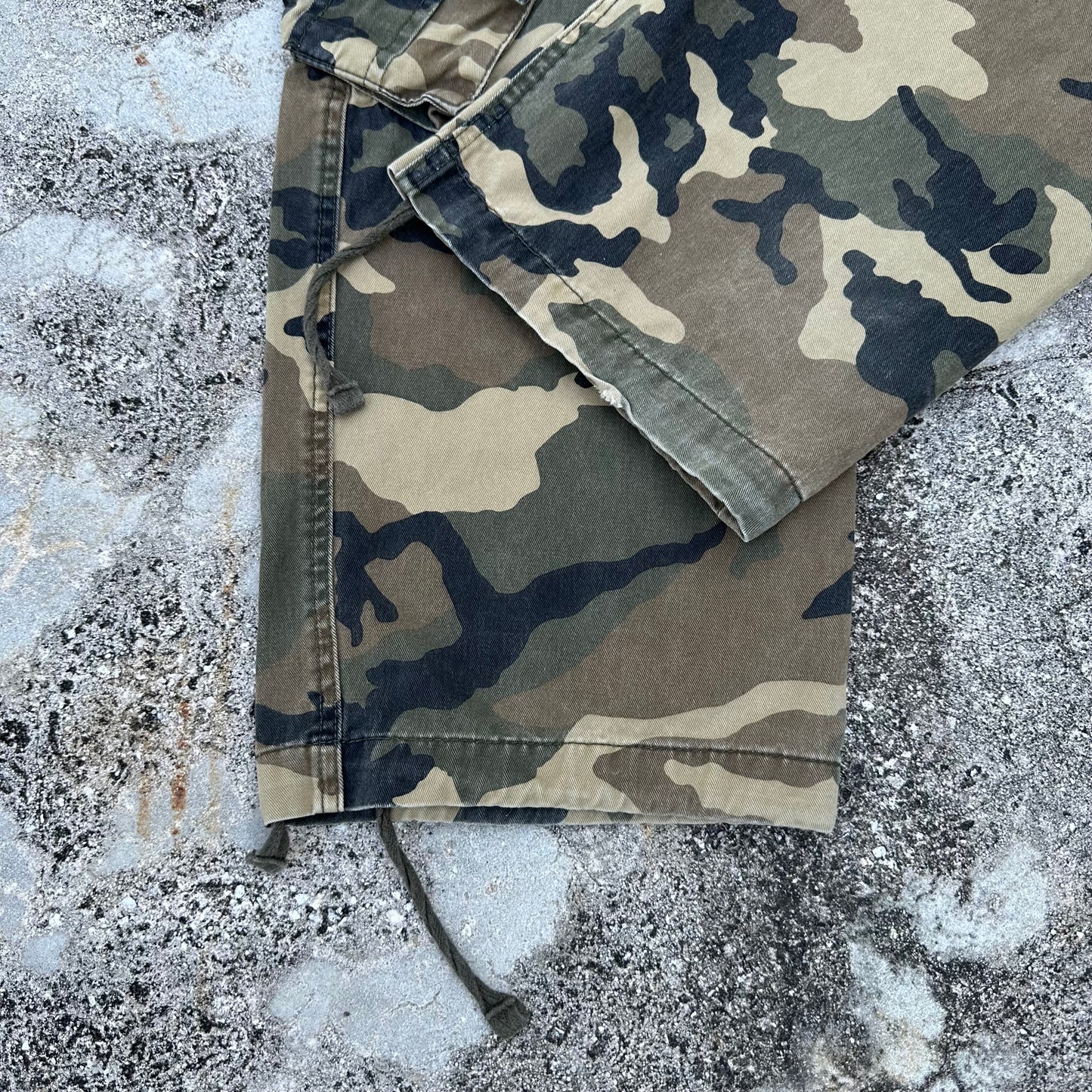 Mustway Military 9 Pocket Camo Cargo Pants Size 42