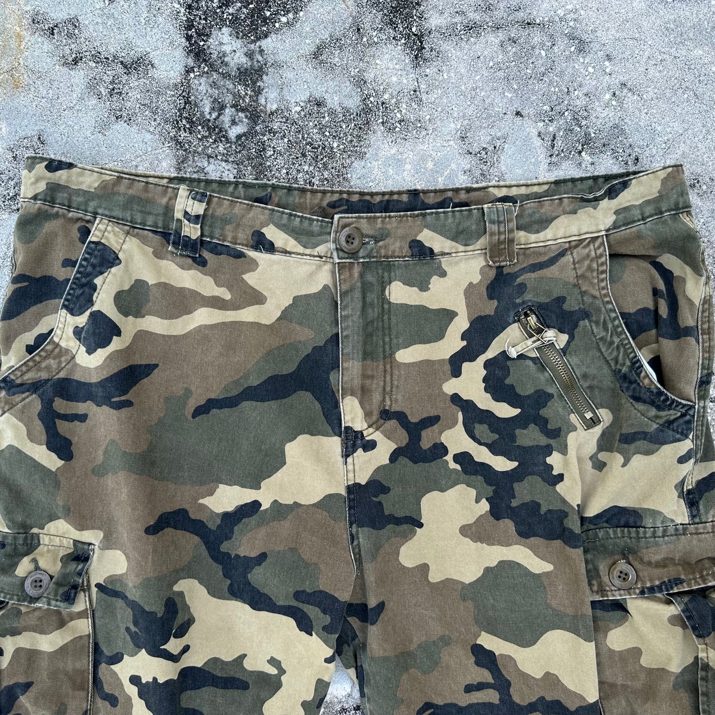 Mustway Military 9 Pocket Camo Cargo Pants Size 42