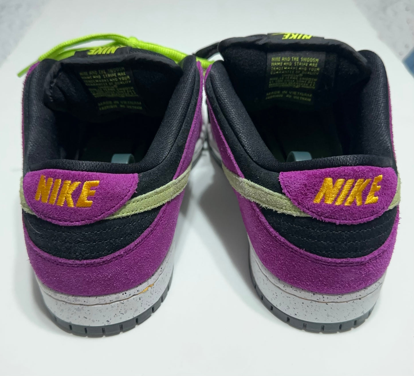 Nike SB Dunk Low Pro Red Plum Mens Size 11 OG Box BQ6817-501
