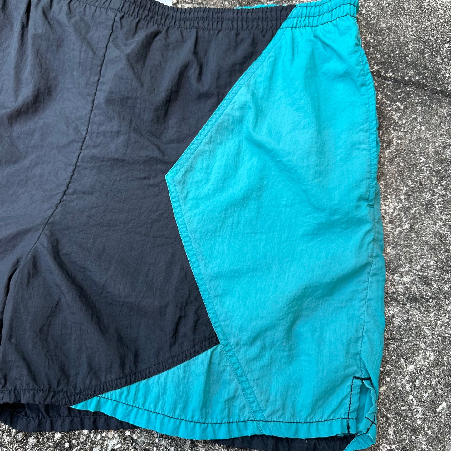 Vintage 90s Nike Nylon Shorts Large