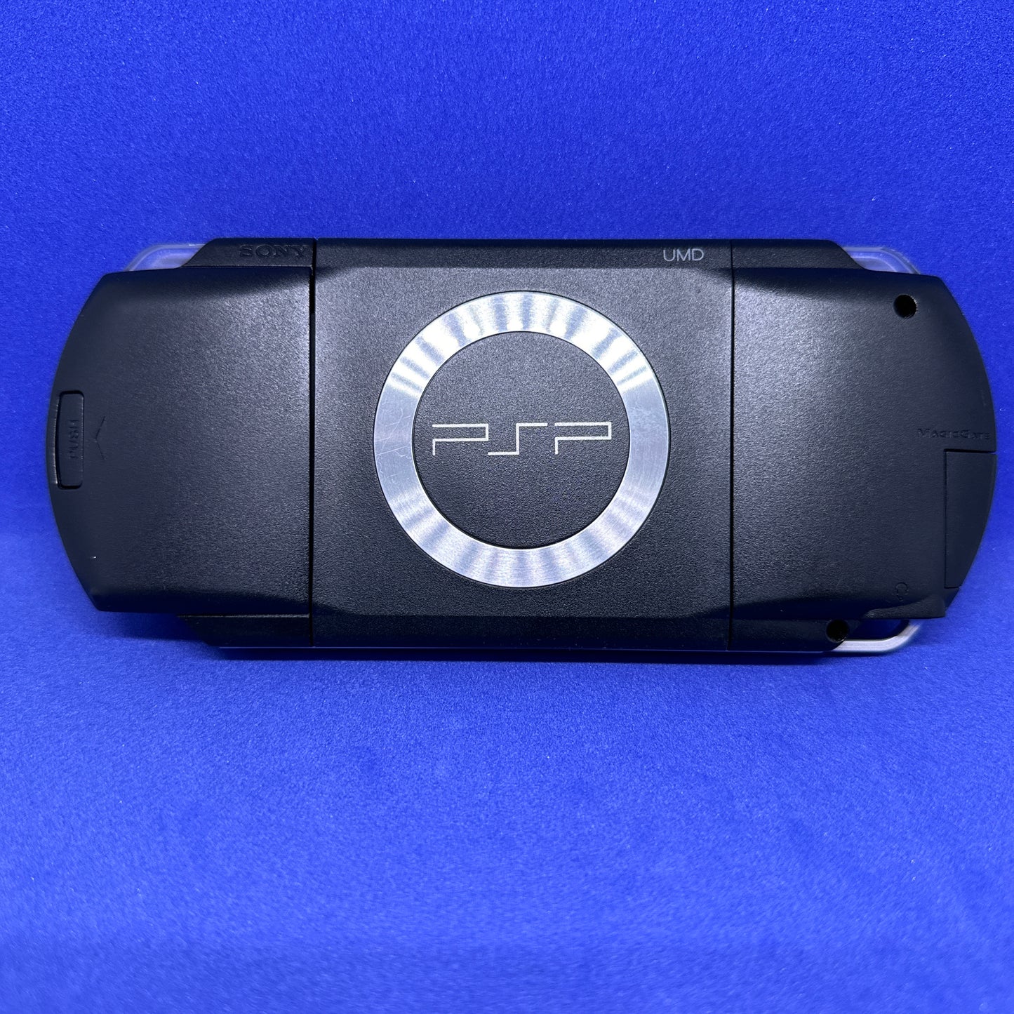 Sony PlayStation PSP Portable Black (PSP-1001K) with Carrying Case Battery