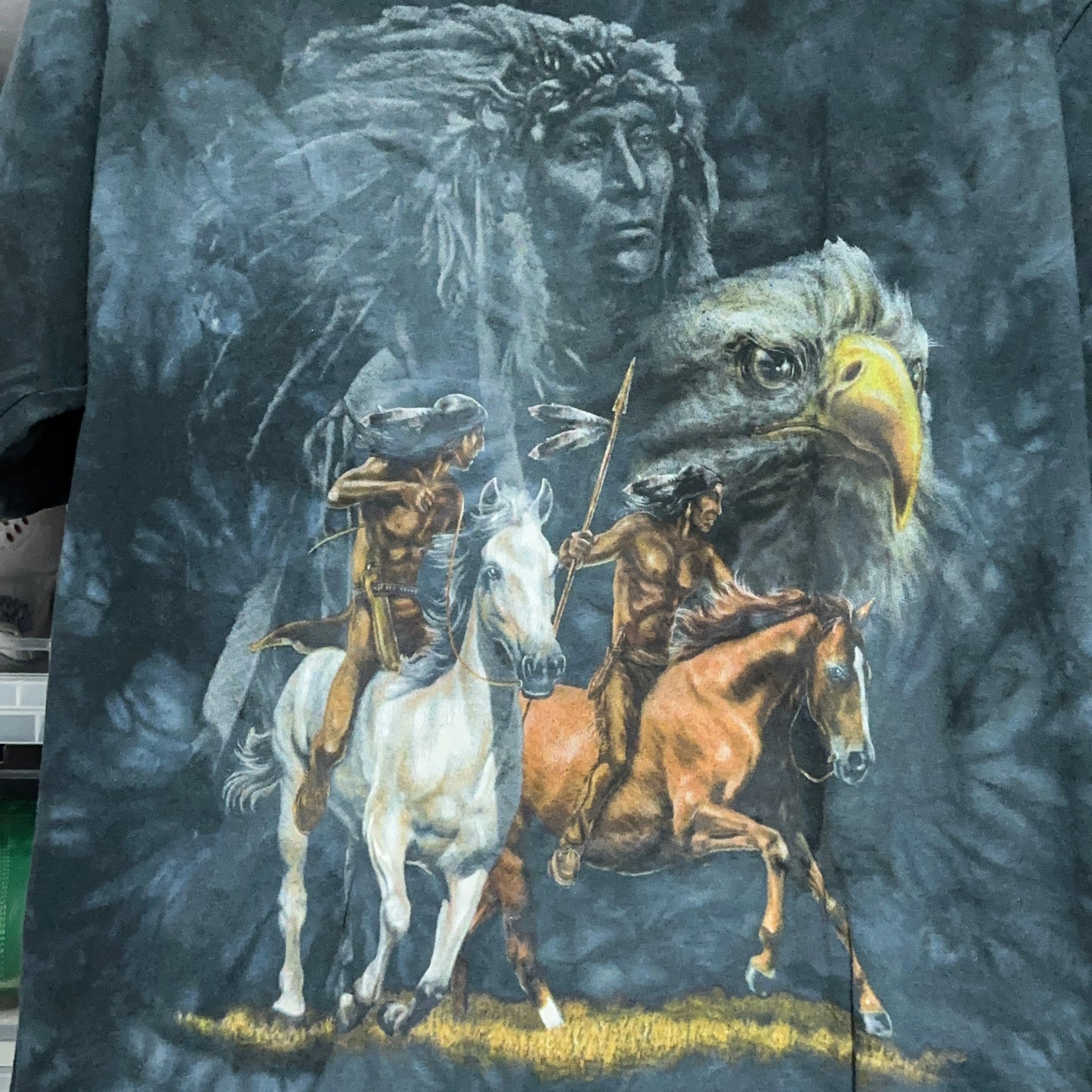 Vintage Native American Horseback Riding Eagle Art Tee XL