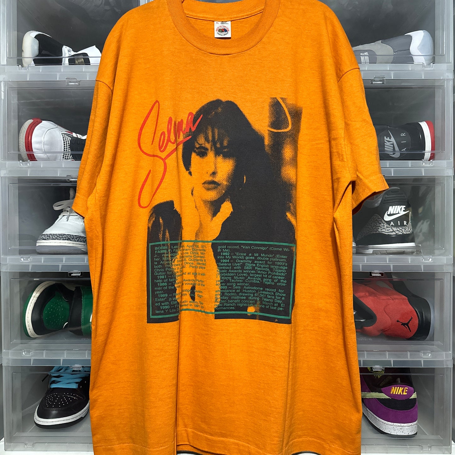 Vintage 90s Selena Quintanilla Memorial Graphic Tee XL