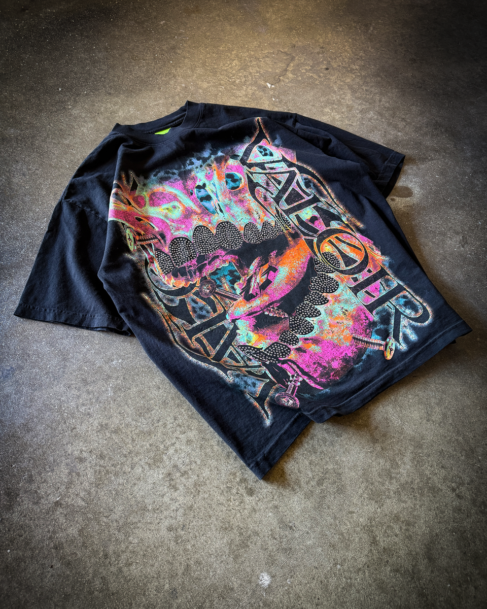 VALOIR MADE SCREW MOUTH RHINESTONE TEE