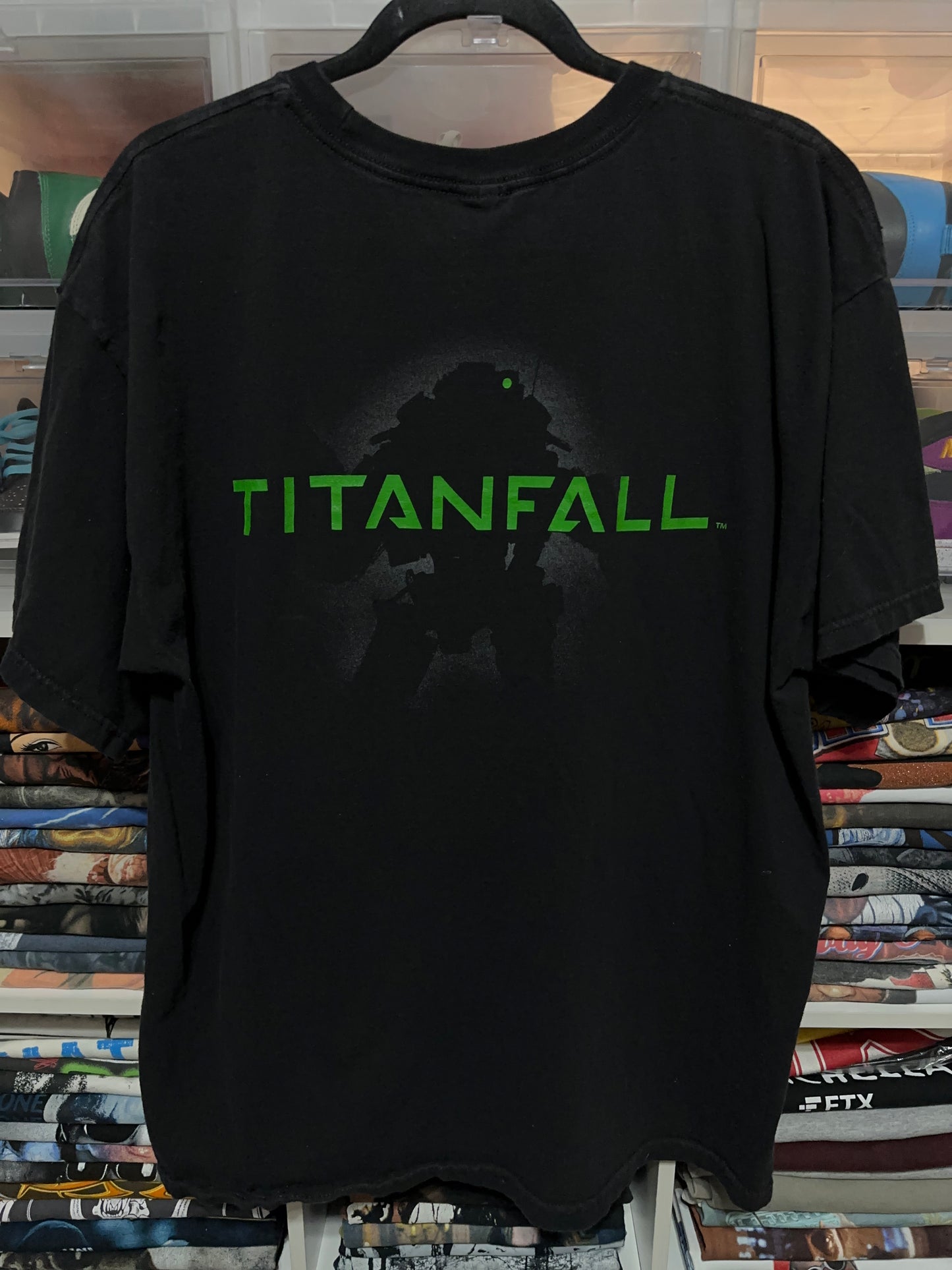 2000s Titanfall Xbox Promo Video Game Tee XL