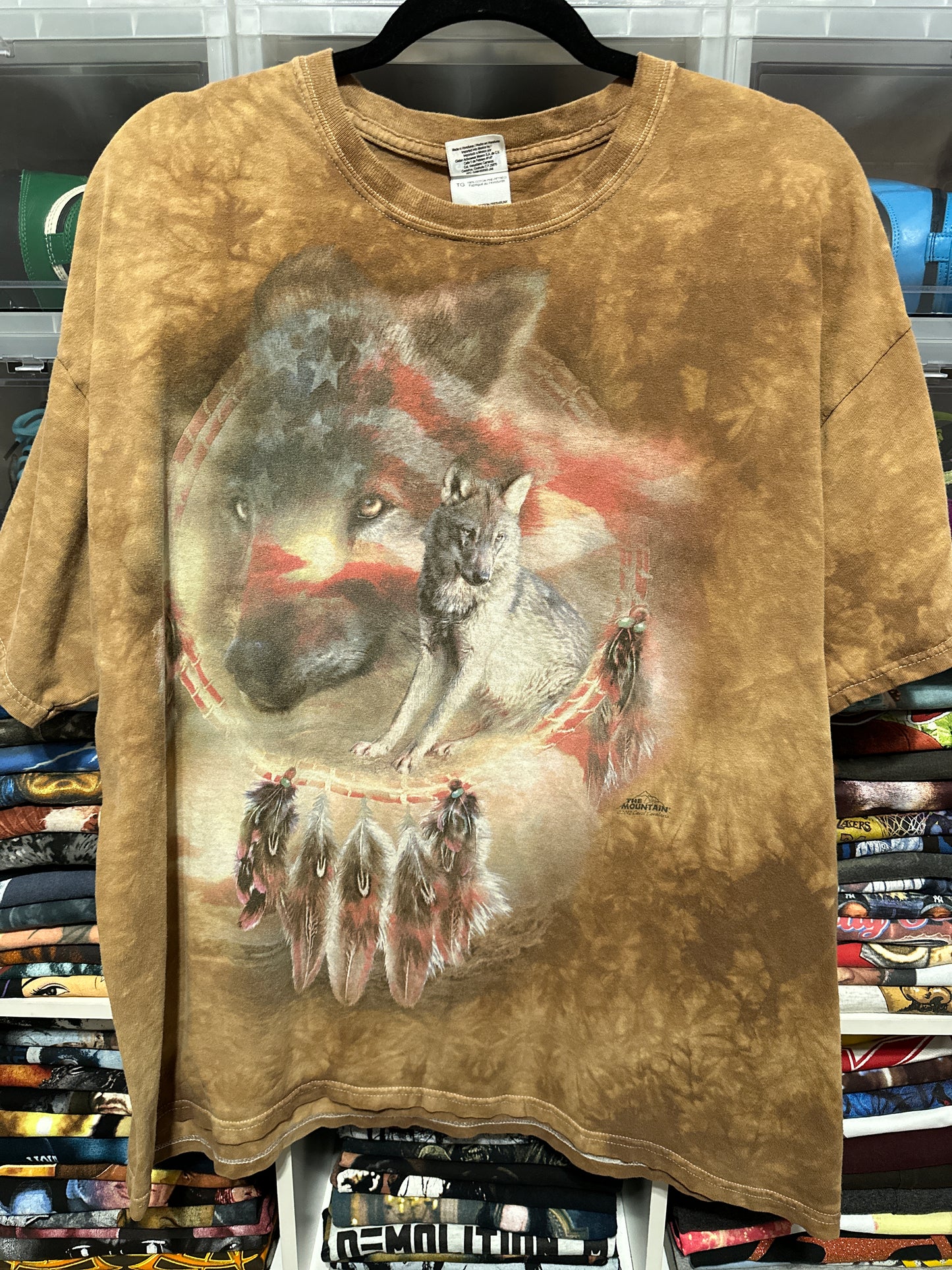 The Mountain Native American Wolf Nature T-Shirt XL