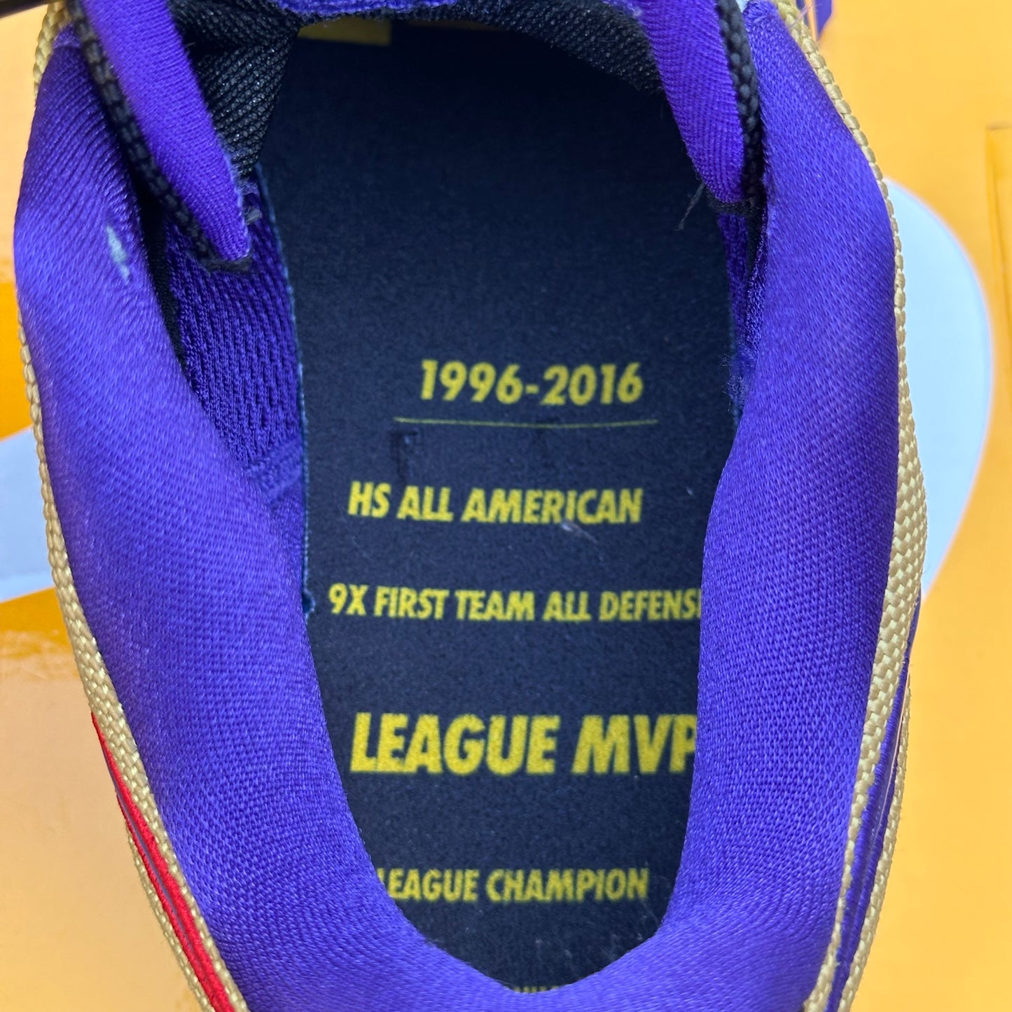 Nike Zoom Kobe 5 Protro x Undefeated Hall Of Fame Size 11