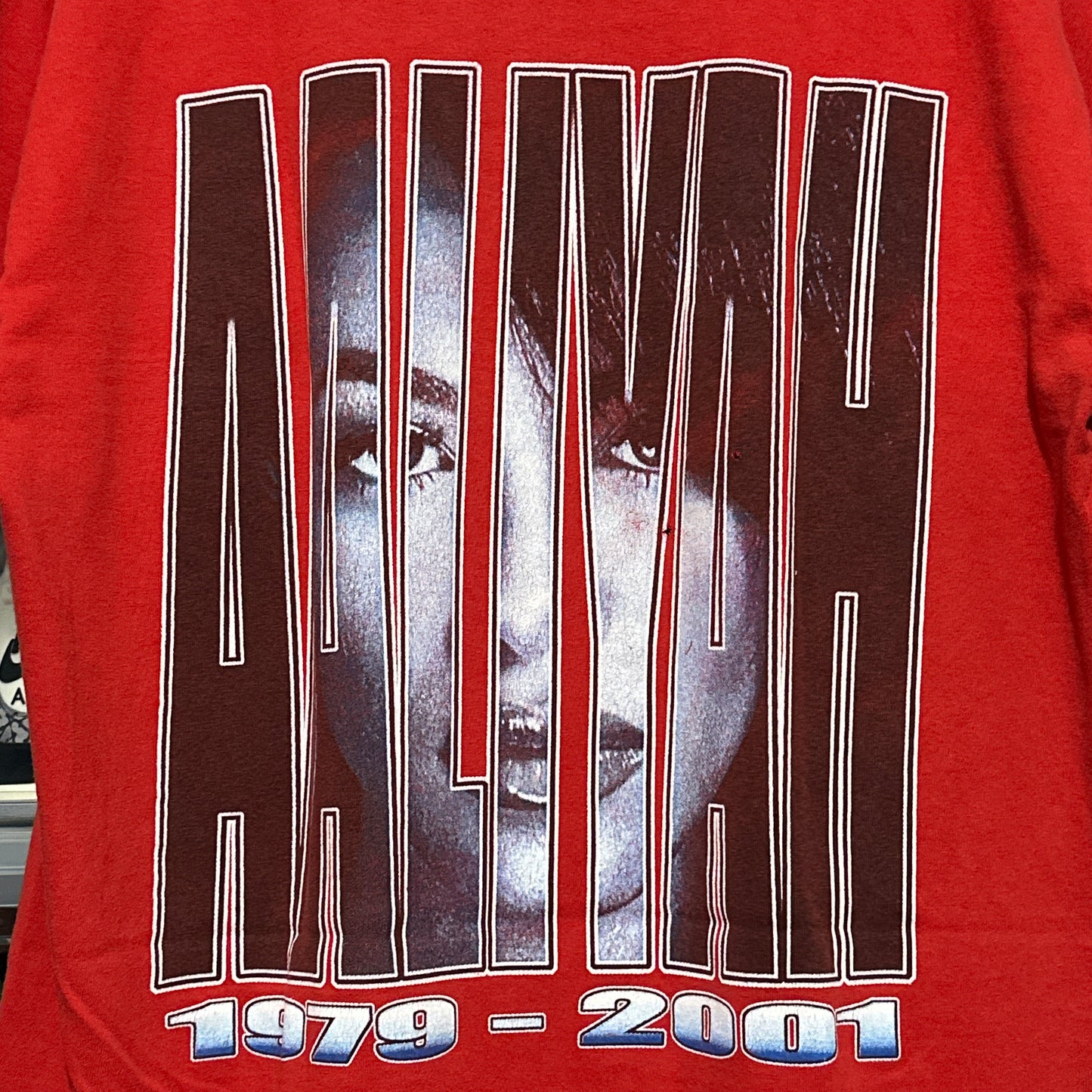 Vintage Y2K Aaliyah Memorial Rap Tee Large