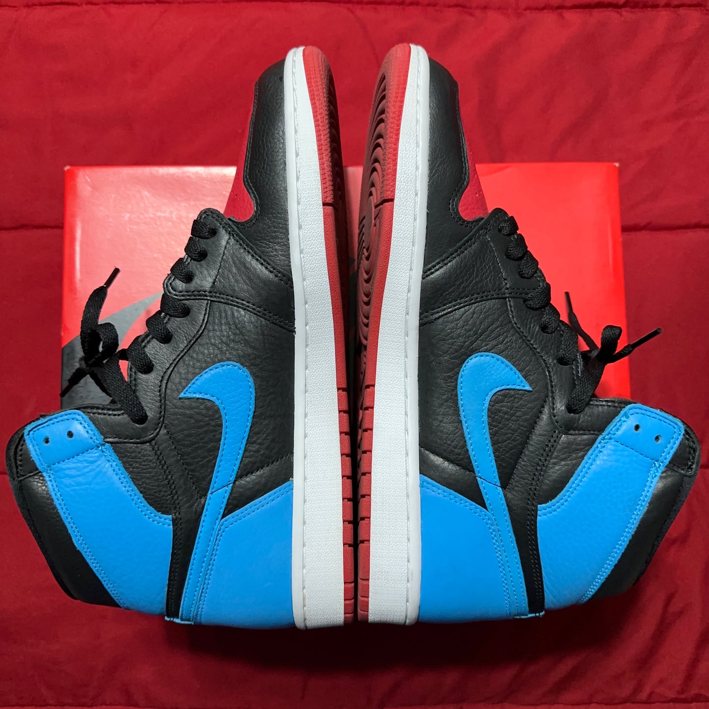 Nike Air Jordan 1 High Retro OG UNC To Chicago Mens Size 10.5 Womens Size 12