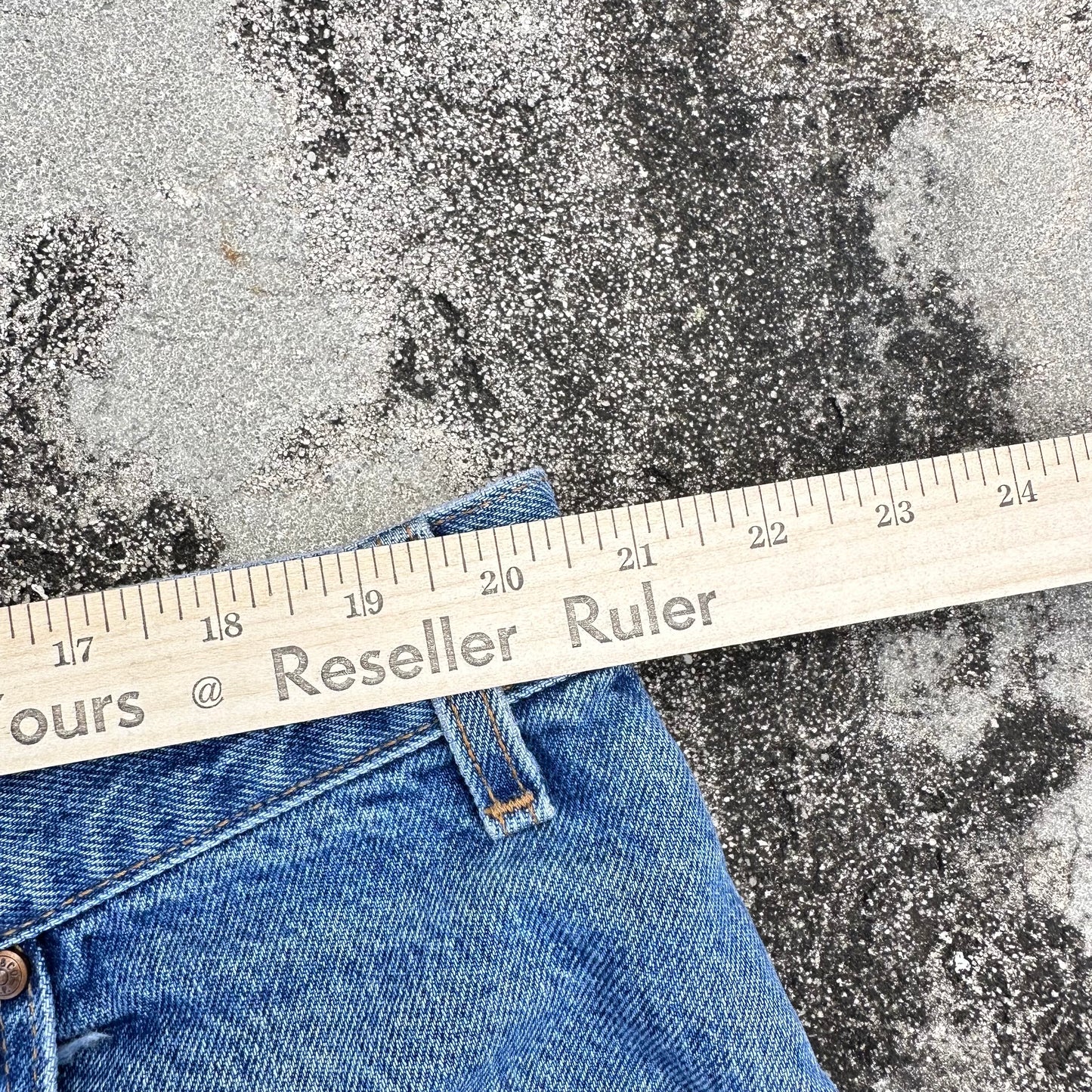 Vintage Y2K Levis 545 Loose Fit Denim Jeans 44x30