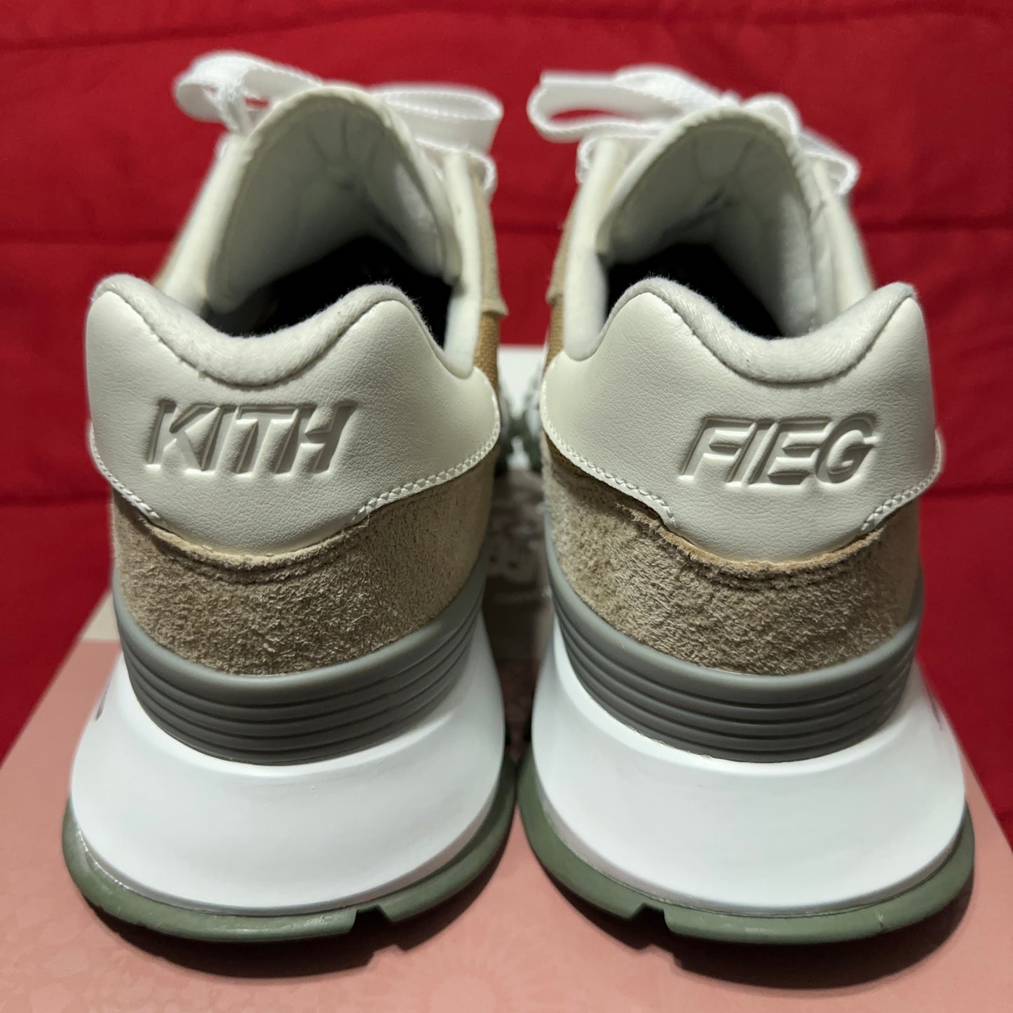 Ronnie Fieg KITH x New Balance RC1300 White Pepper Size 11 Mens 10th Anniversary