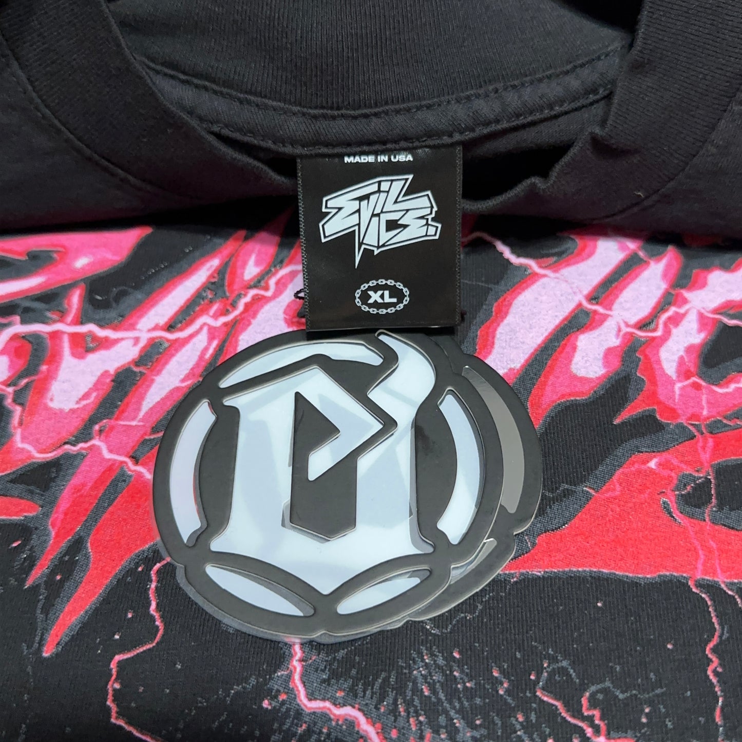 Evil Vice Moto Eyes Graphic Tee XL