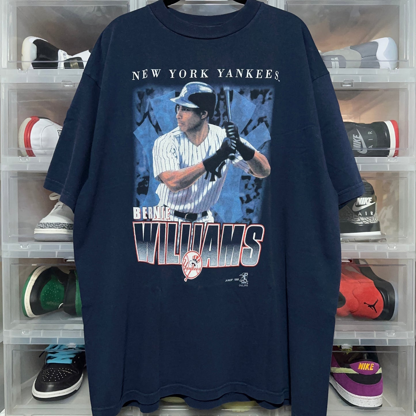 Vintage New York Yankees Bernie Williams Player Tee XXL