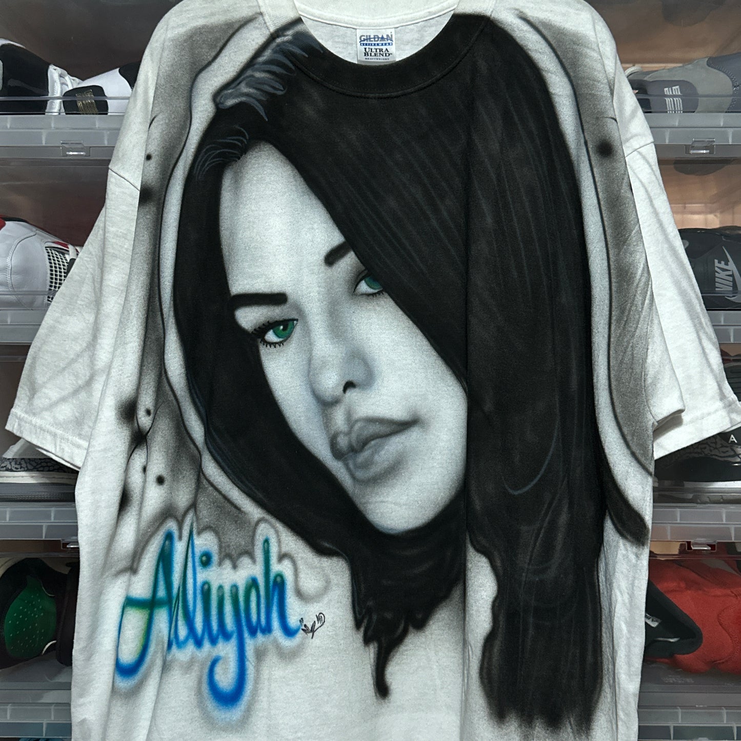 Vintage Y2K Aaliyah Airbrush Memorial Graphic Tee XXL