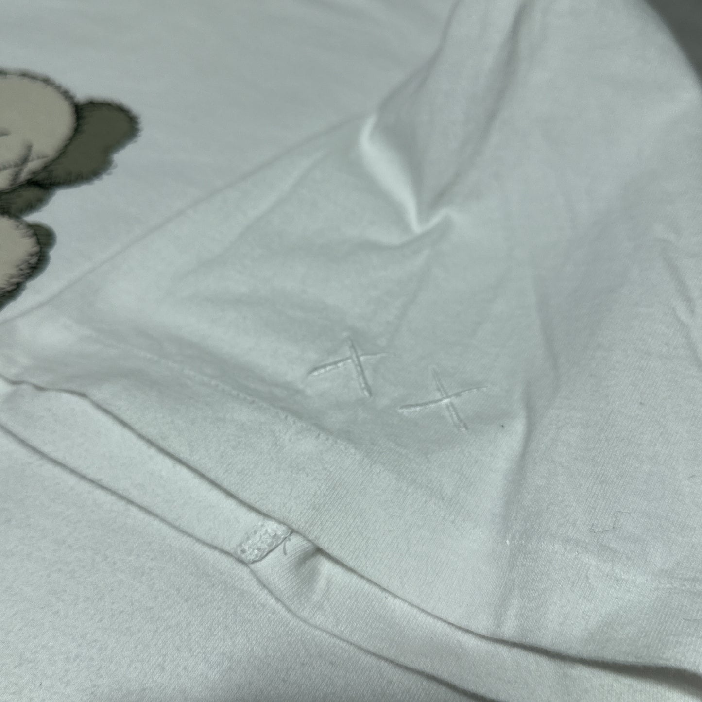 KAWS x Uniqlo Clean Slate Companion Shirt XL