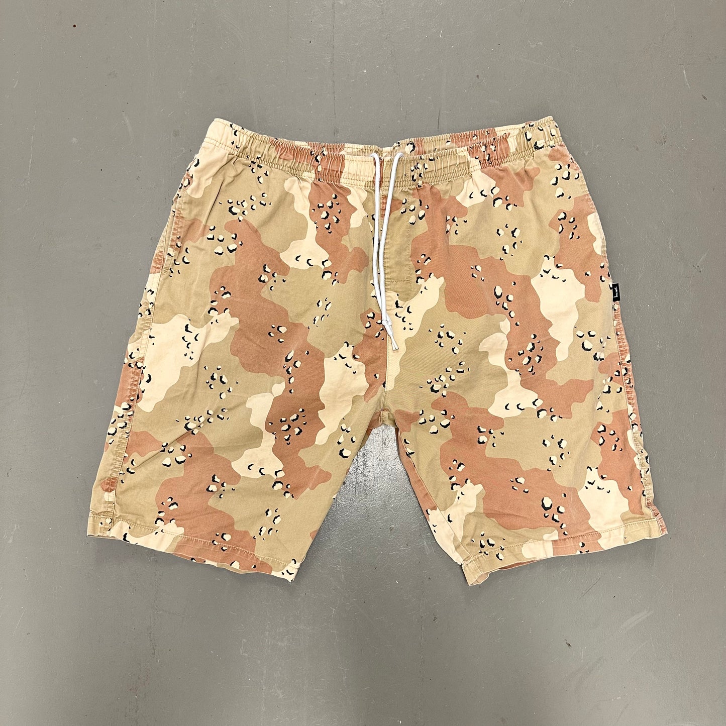 STUSSY Camo Beach Shorts XXL