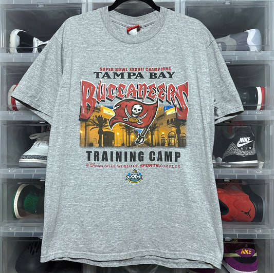 Vintage 2000s Tampa Bay Buccaneers Superbowl Champions Graphic Tee Large