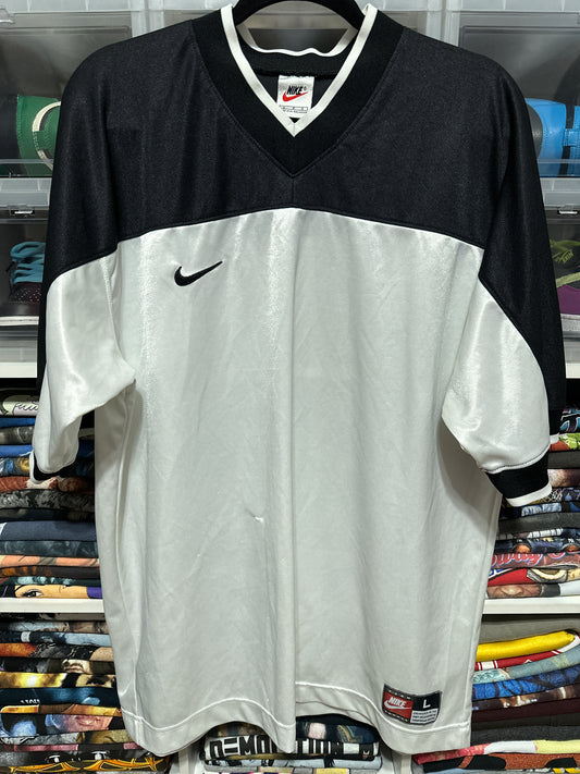 Vintage Nike Embroidered Swoosh Sportswear Logo Tee Large