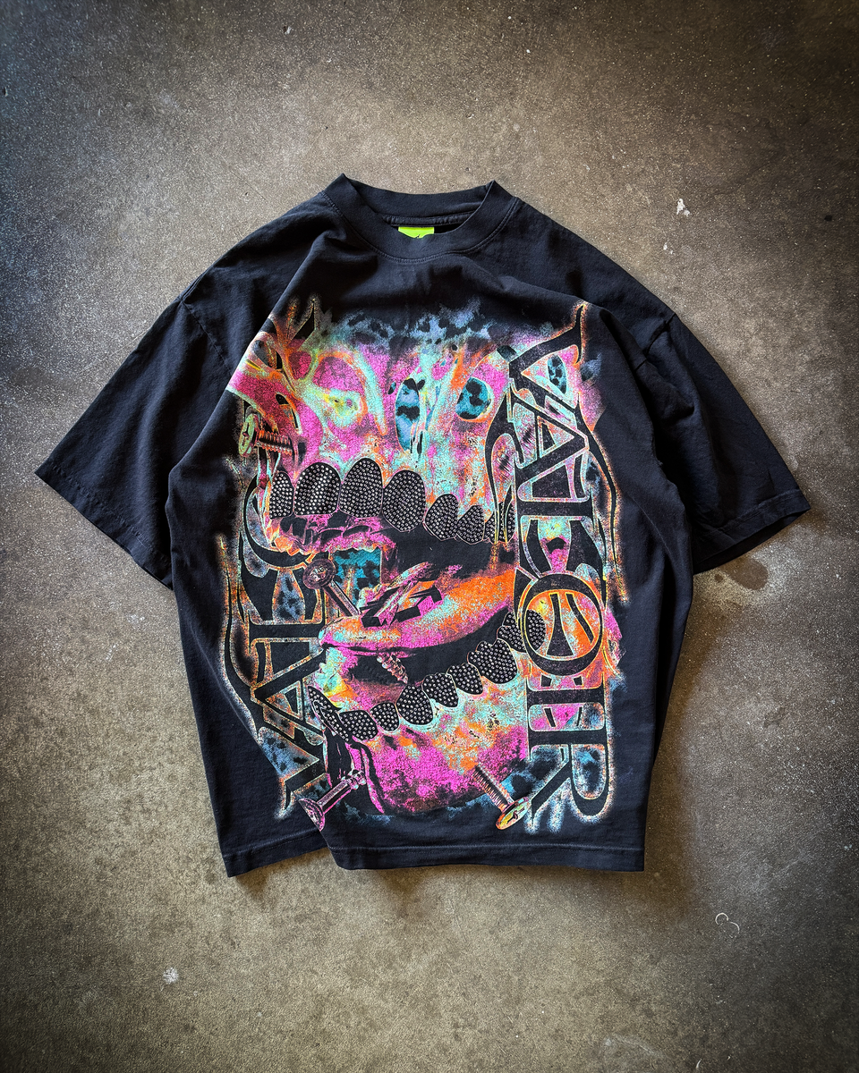 VALOIR MADE SCREW MOUTH RHINESTONE TEE